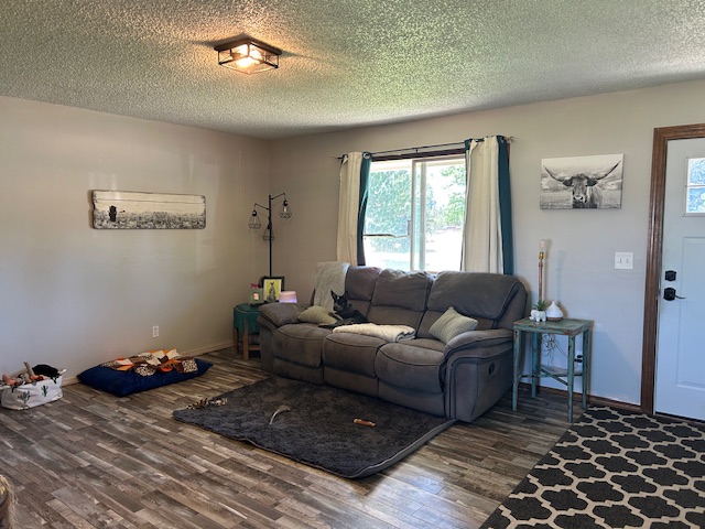 231 Silverbow Drive Property Photo 7