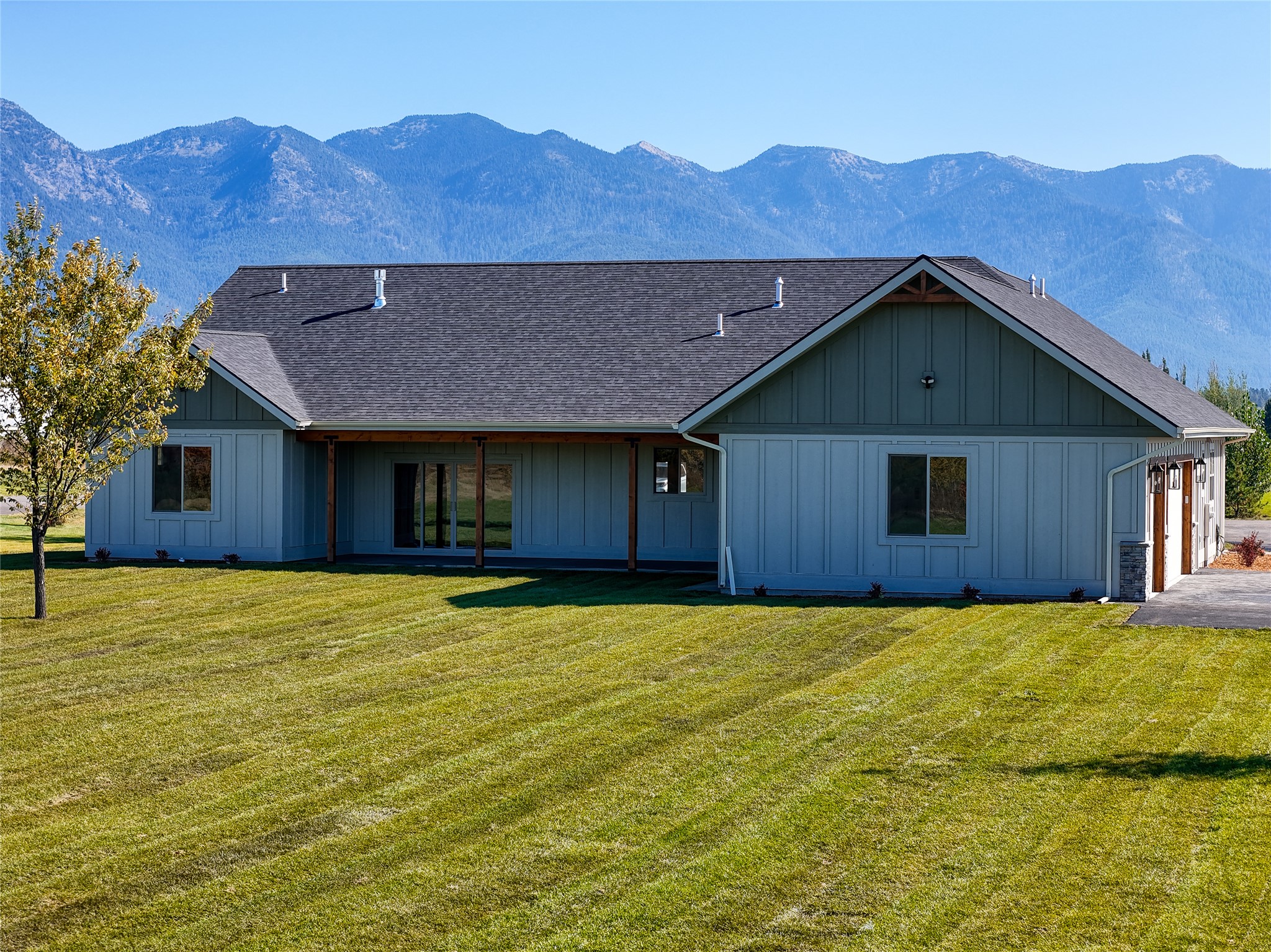 375 Jefferson Street Property Photo 1