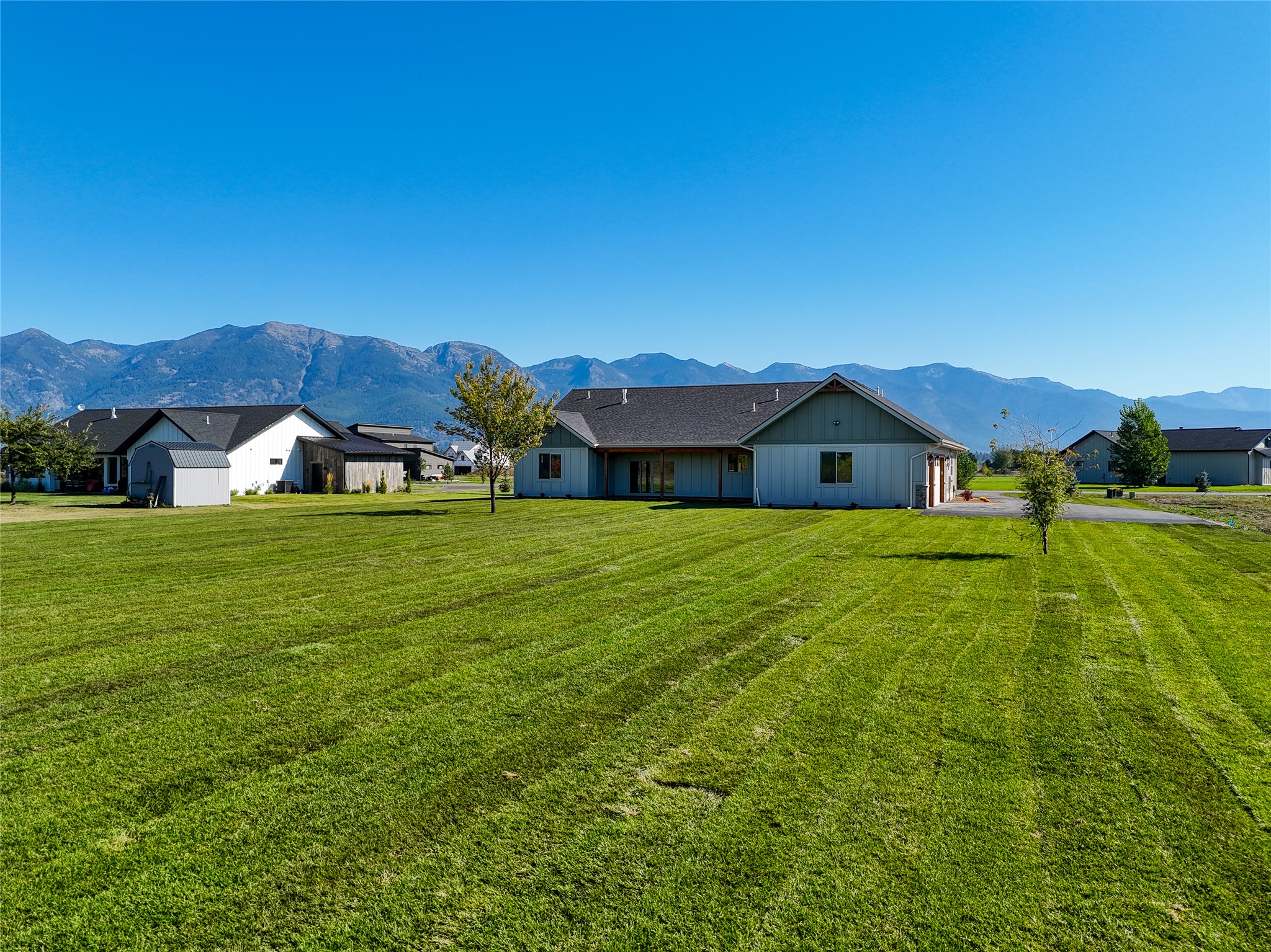 375 Jefferson Street Property Photo 4