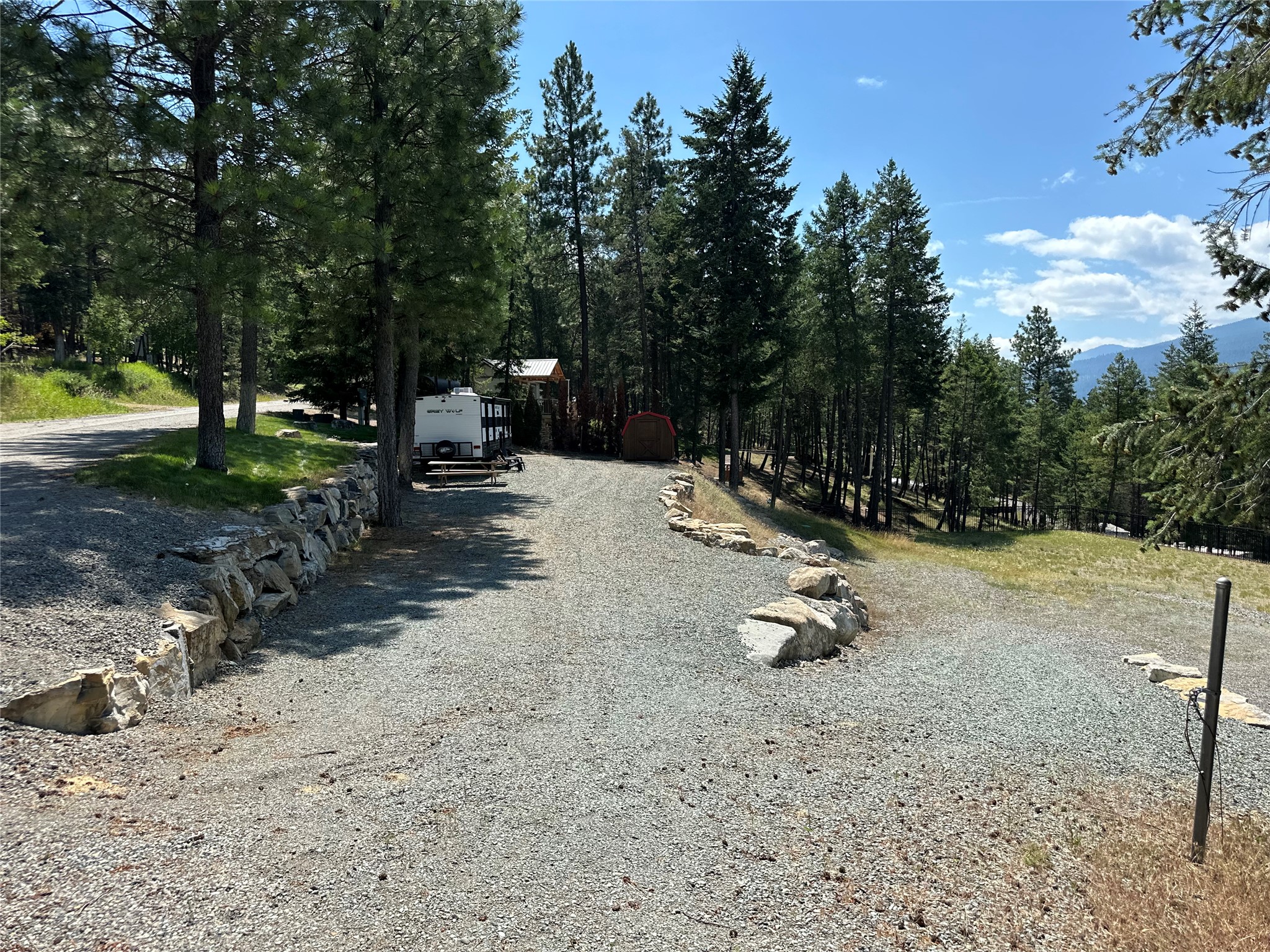 428 Ridge Loop Road Property Photo 11