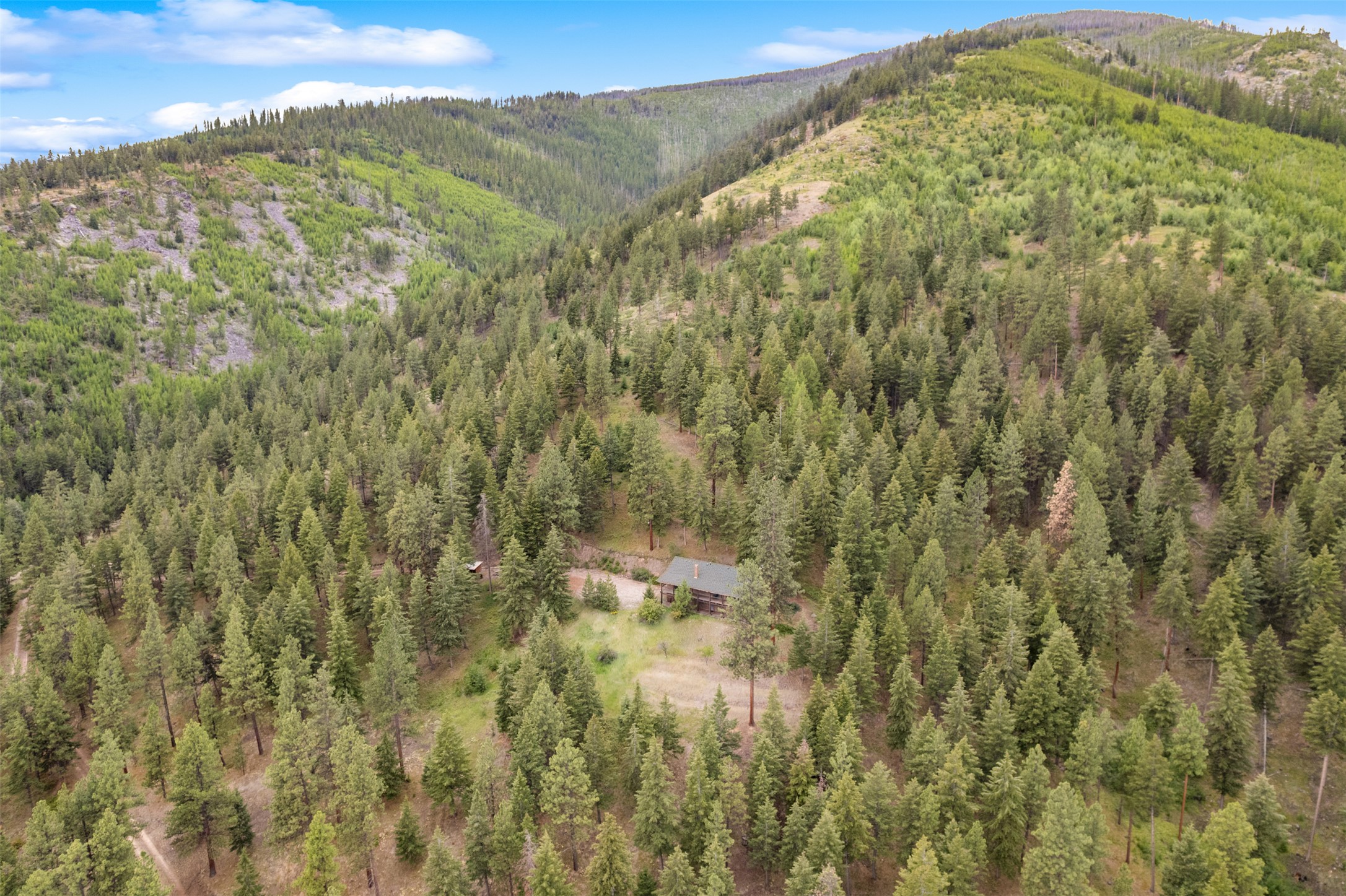 714 Eagles Roost Lane Property Photo 5