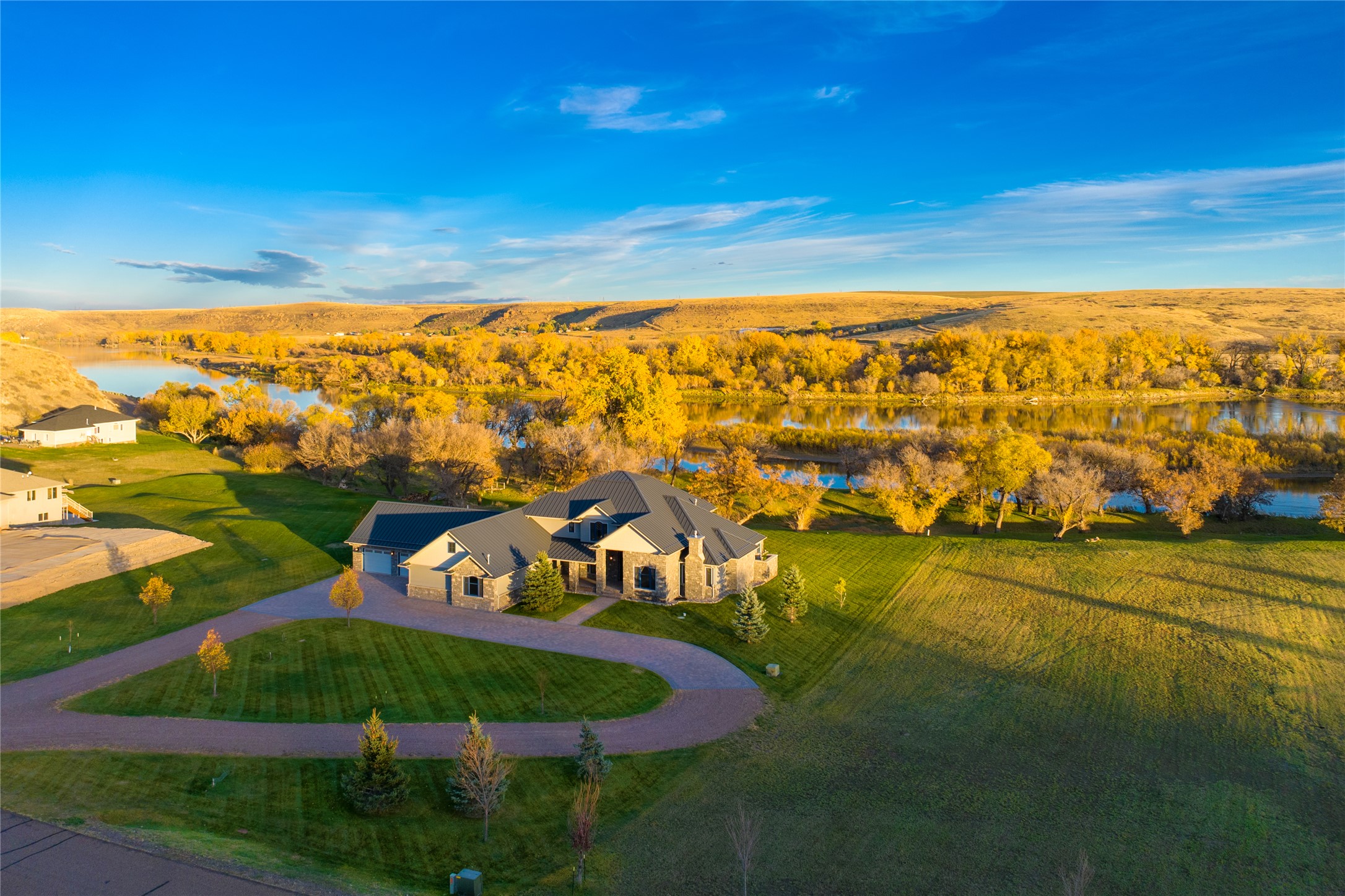 12 & 8 Missouri Shores Property Photo
