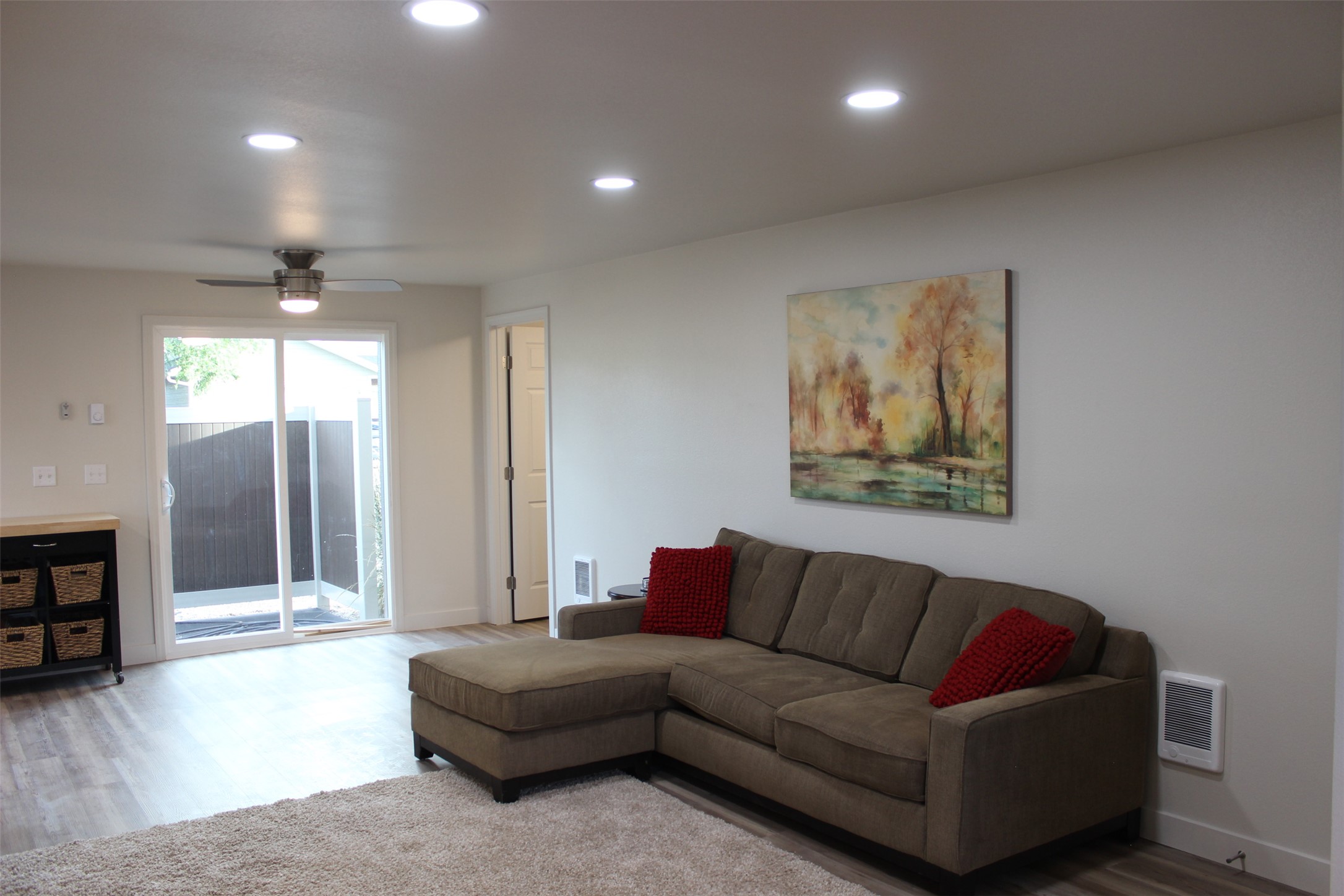 908 2nd Street W 7 Property Photo 5