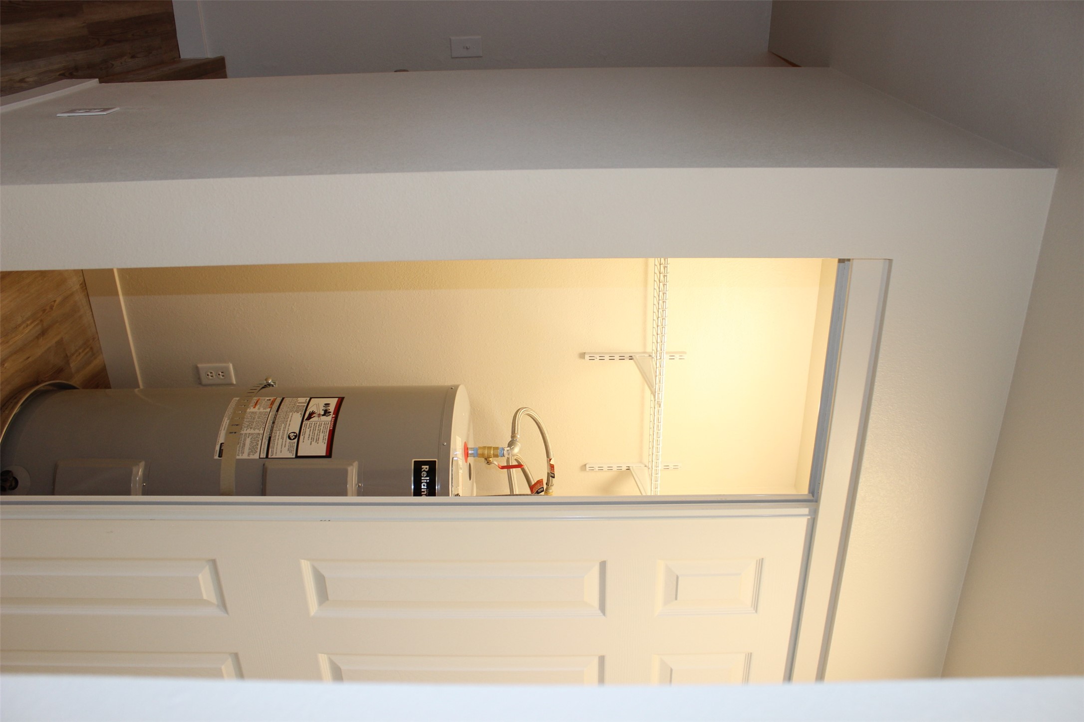 908 2nd Street W 7 Property Photo 9