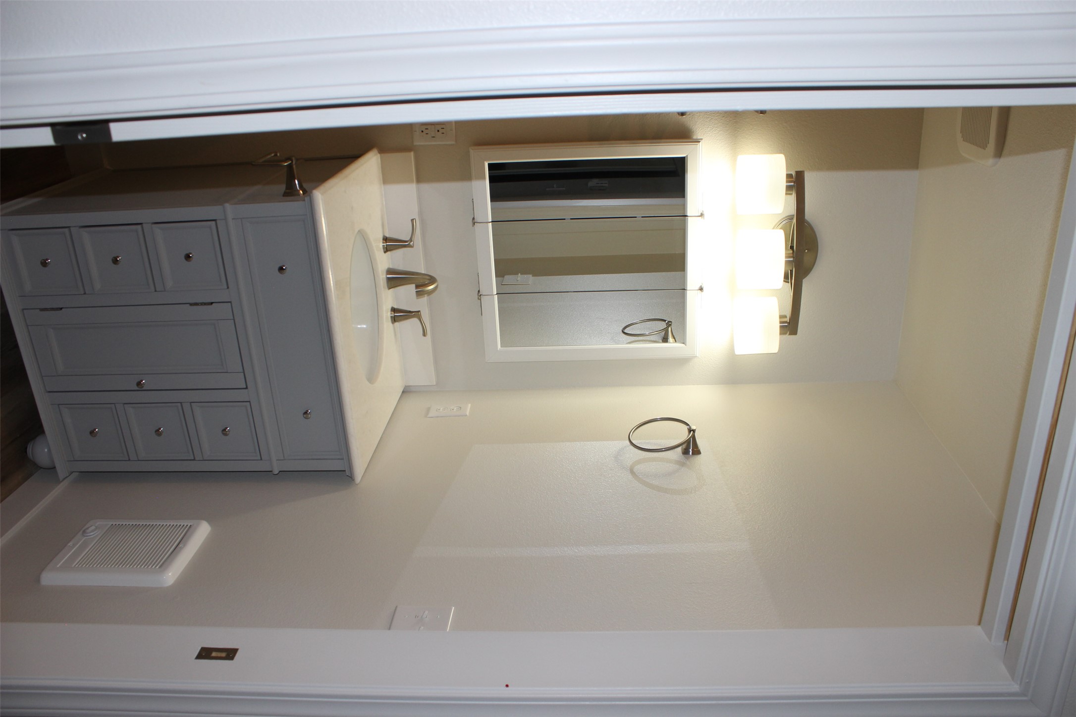 908 2nd Street W 7 Property Photo 16