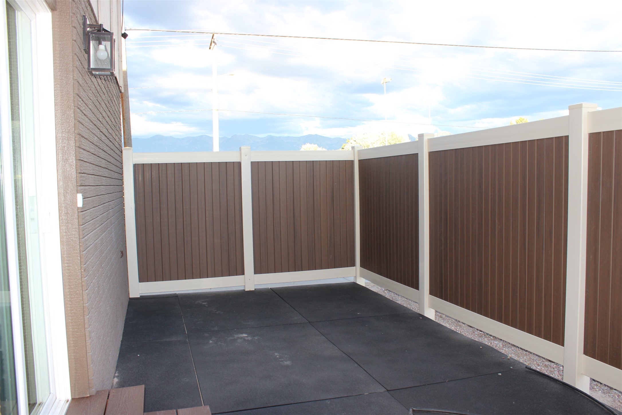 908 2nd Street W 7 Property Photo 23