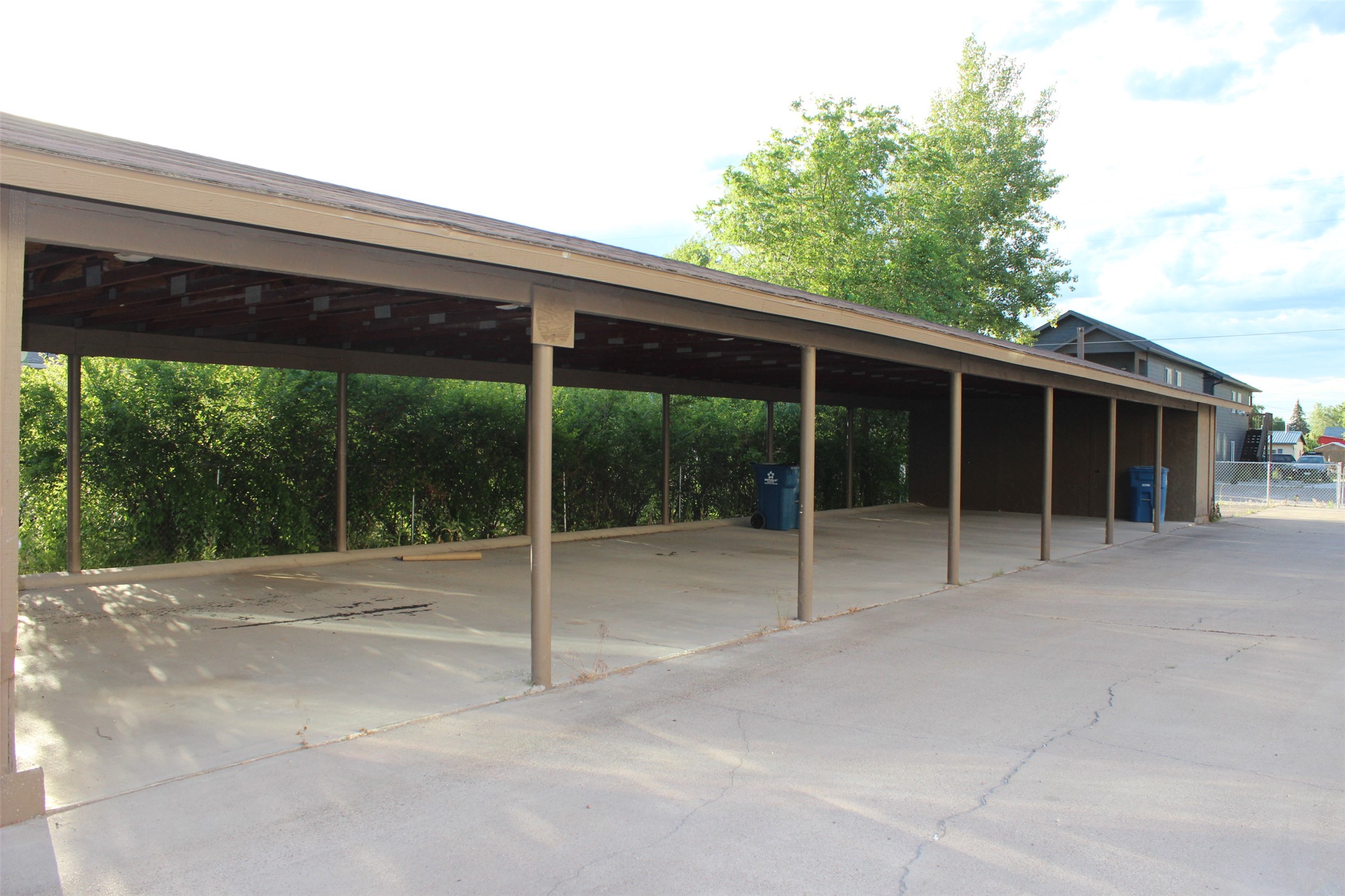 908 2nd Street W 7 Property Photo 24