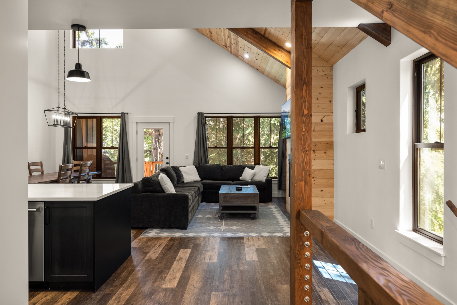 3827 Alpine Glow Avenue B Property Photo 6