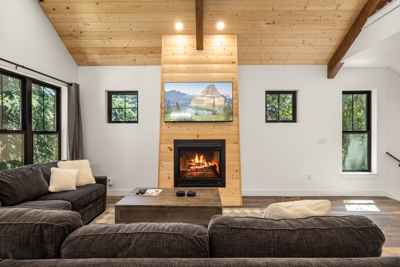 3827 Alpine Glow Avenue B Property Photo 10