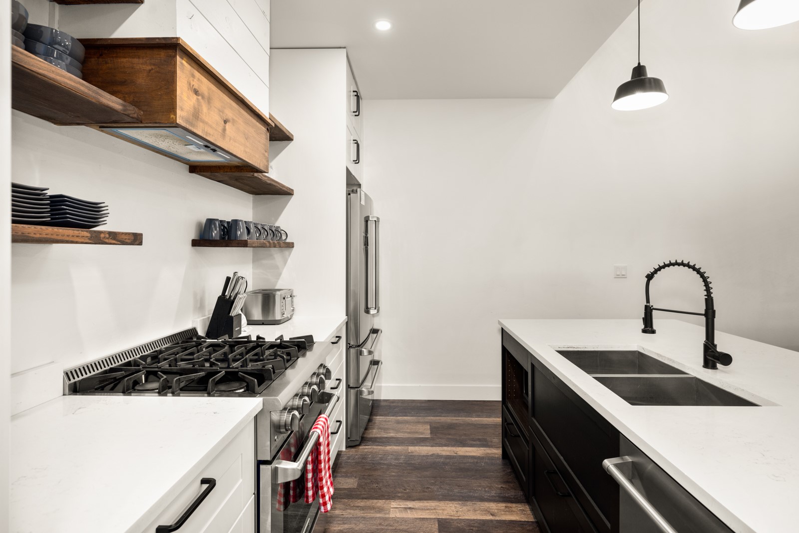 3827 Alpine Glow Avenue B Property Photo 17