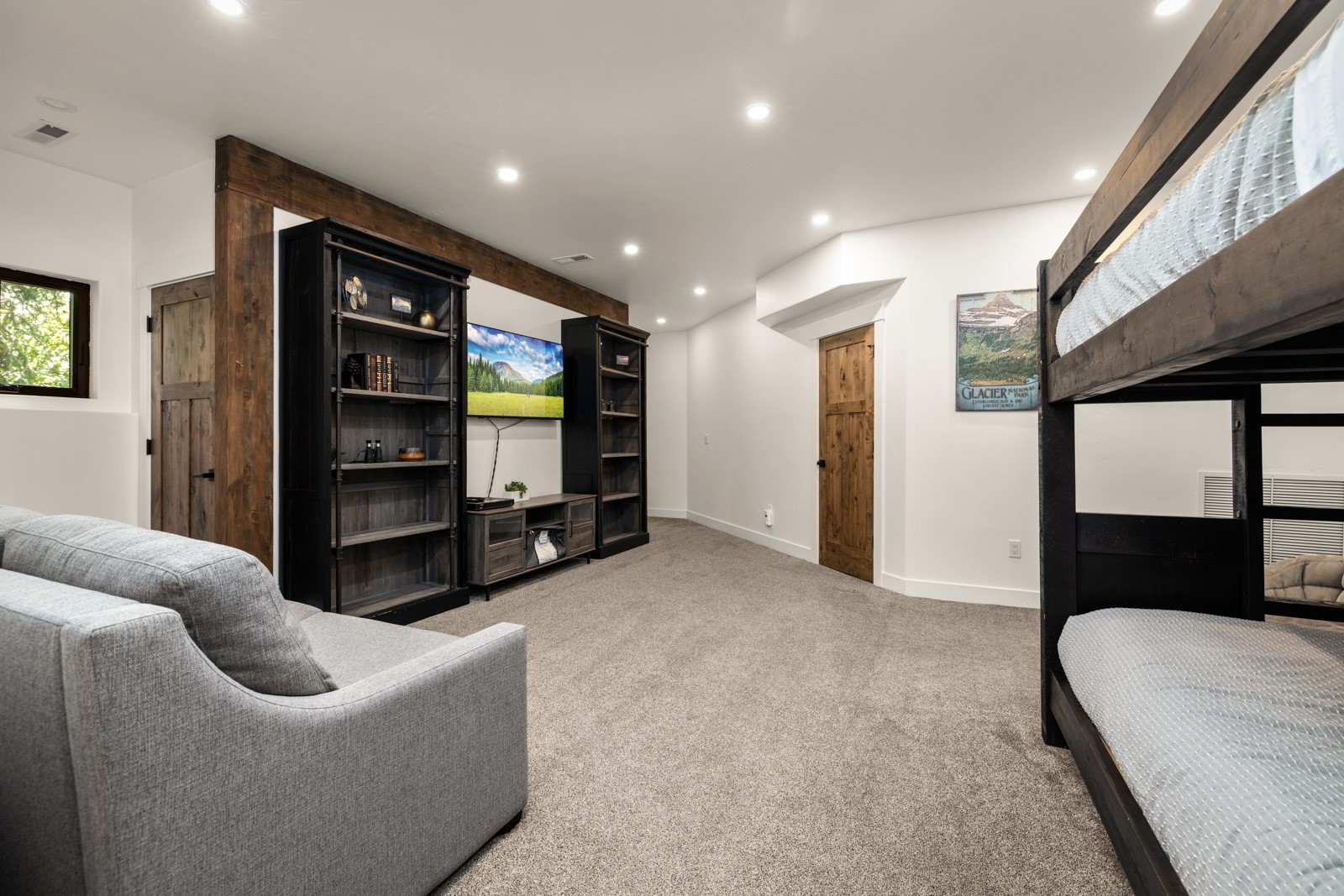 3827 Alpine Glow Avenue B Property Photo 40