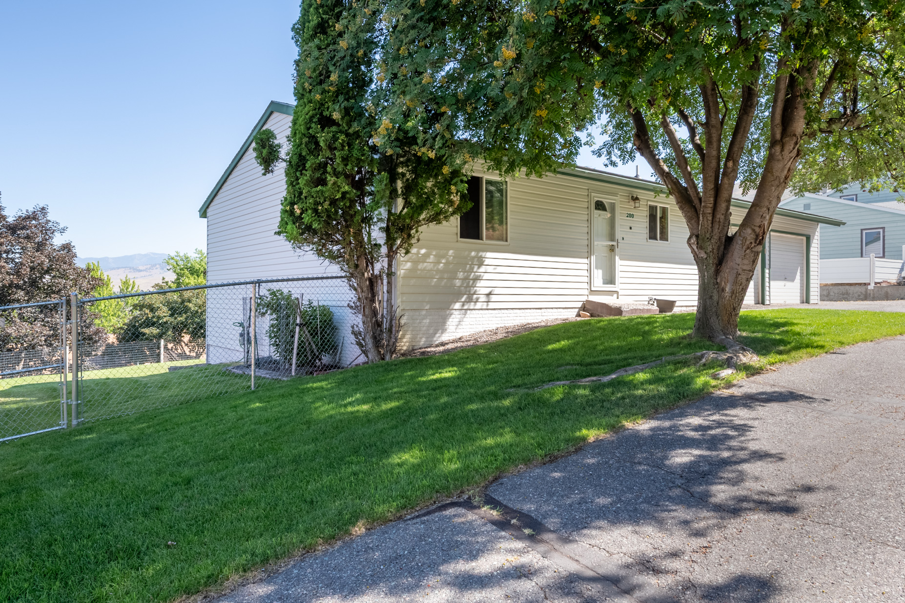 200 Northview Drive Property Photo 1