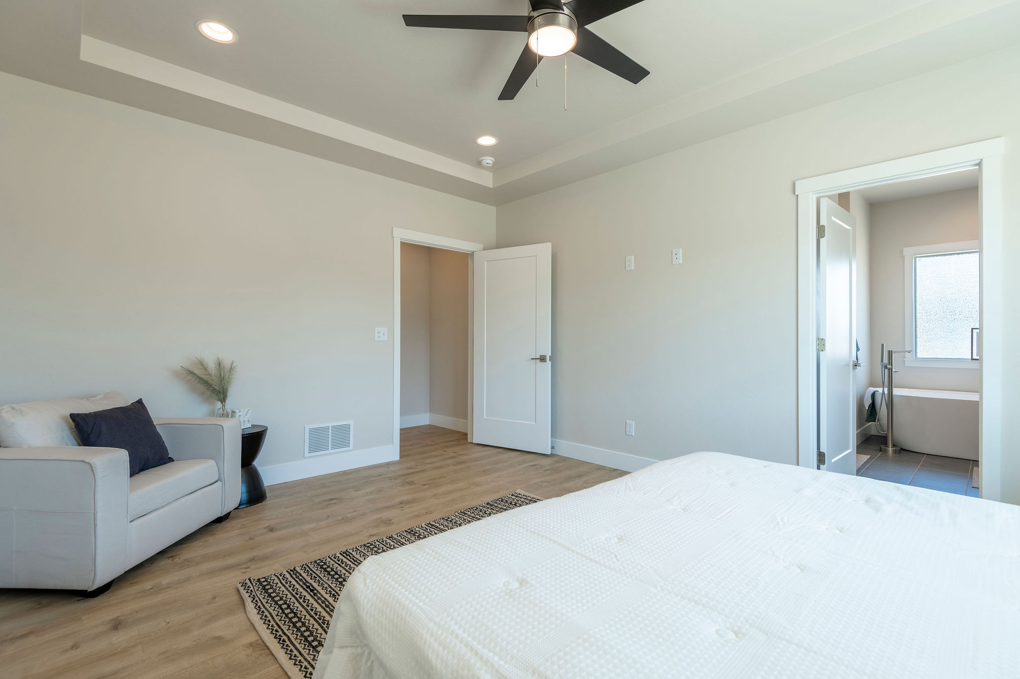 2867 Sarah Avenue Property Photo 11