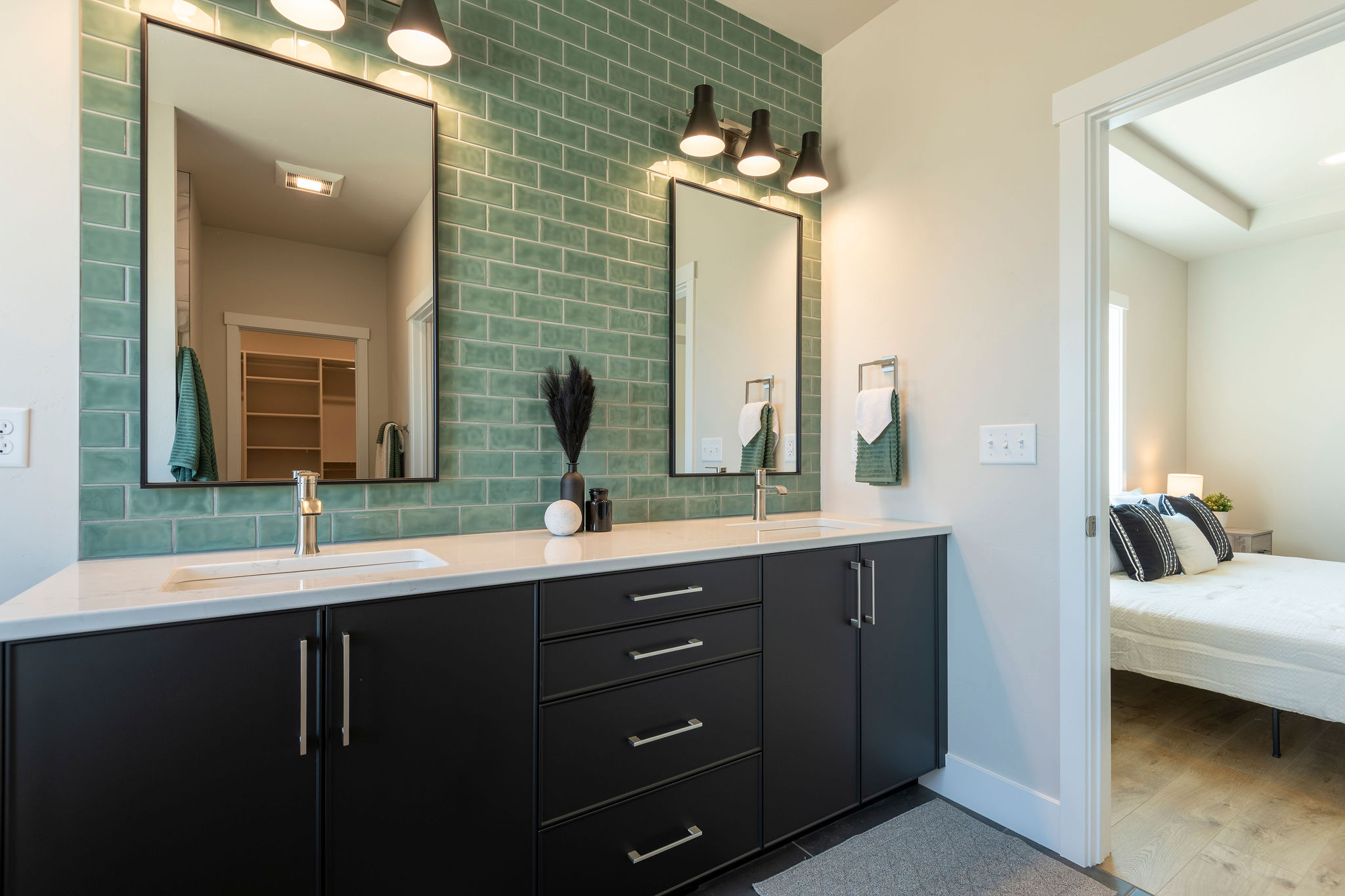 2867 Sarah Avenue Property Photo 17