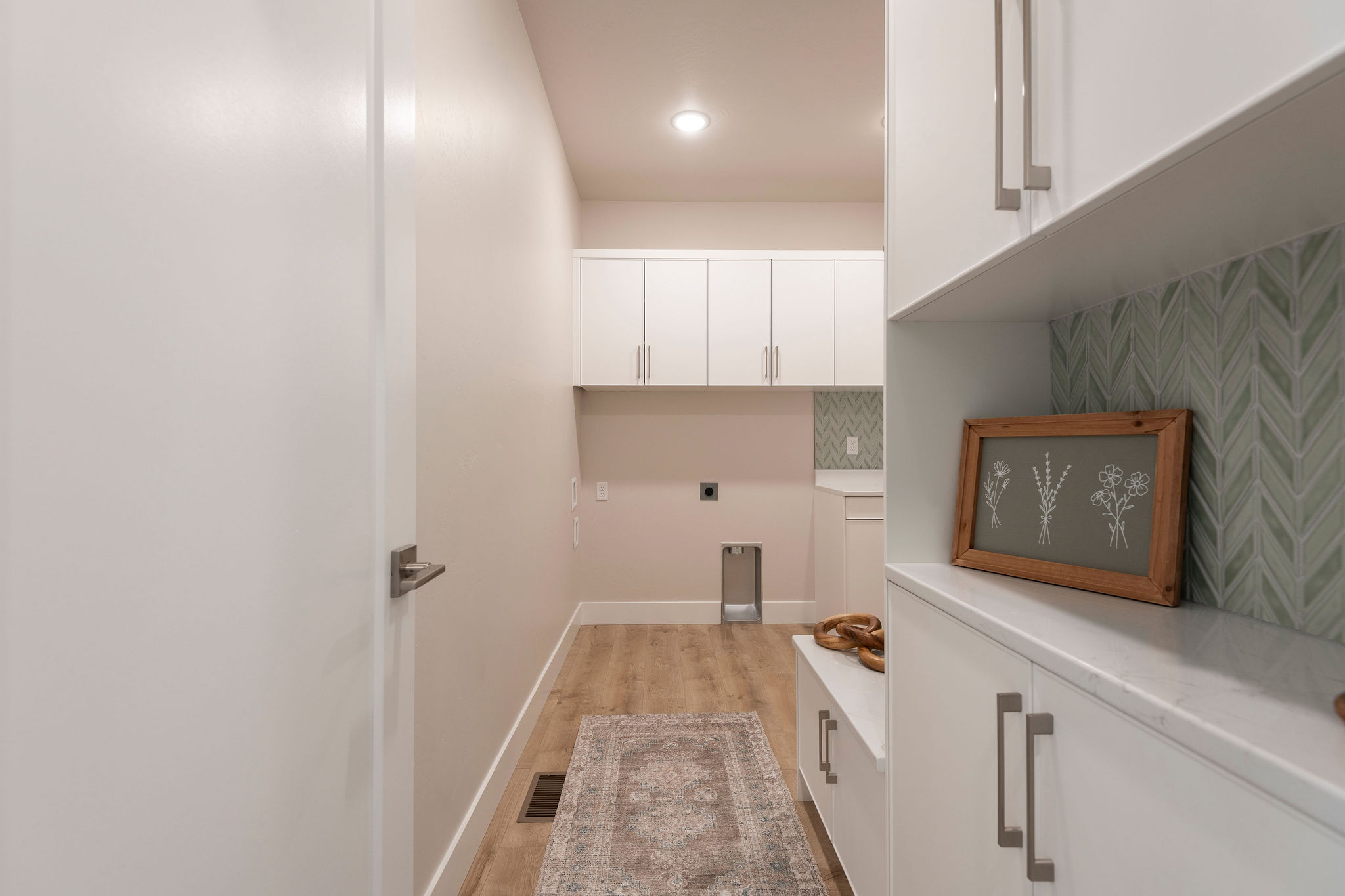 2867 Sarah Avenue Property Photo 18