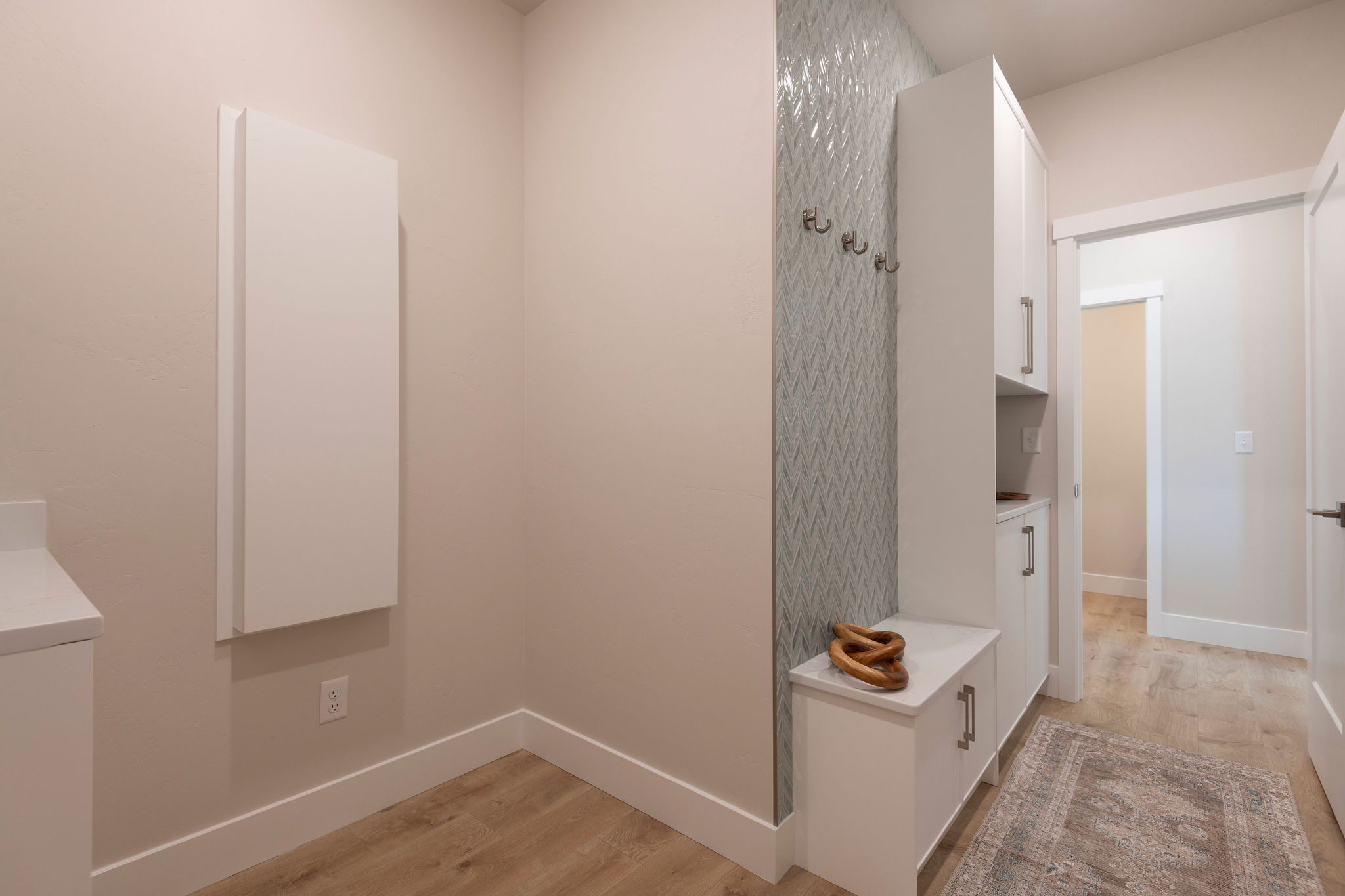 2867 Sarah Avenue Property Photo 20