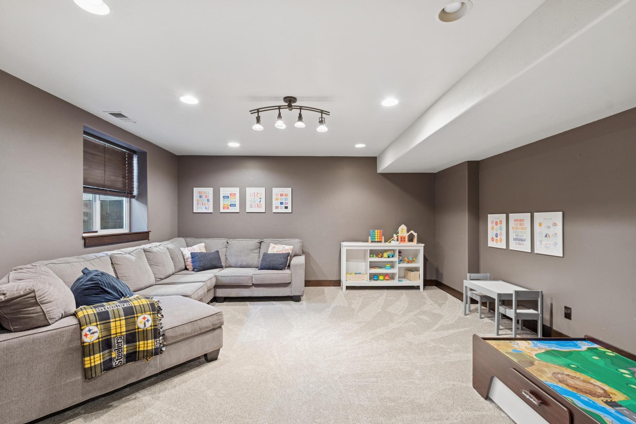 25 Glacier Circle Property Photo 36