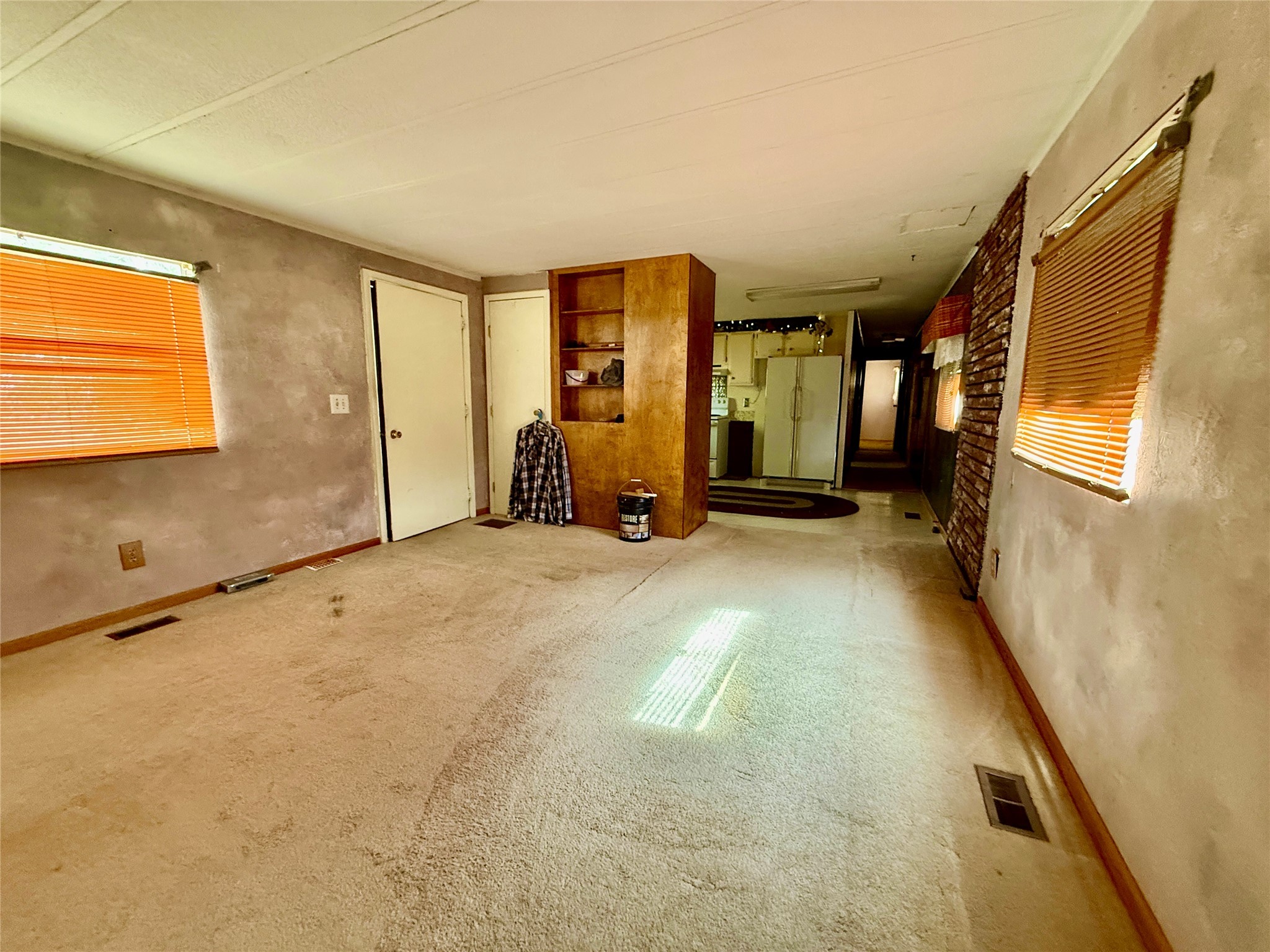 114 N 1st Street E Property Photo 25