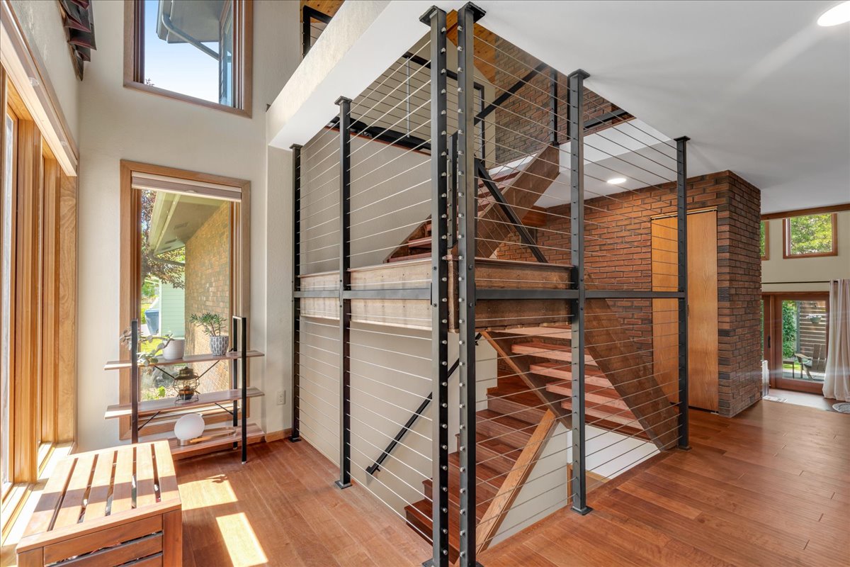 501 Deer Drive Property Photo 4