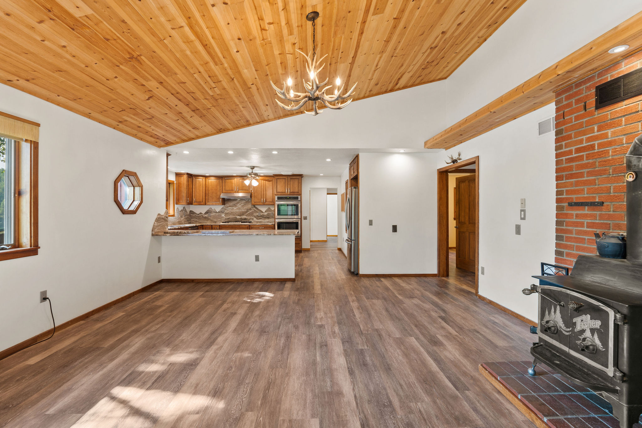 890 Mccaffery Road Property Photo 12