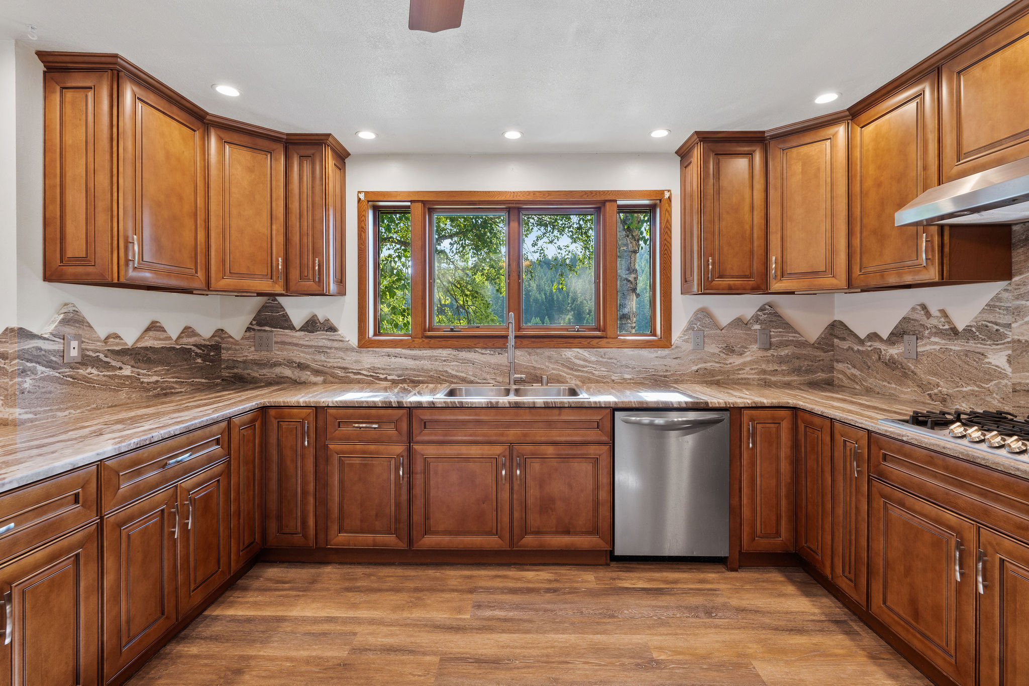 890 Mccaffery Road Property Photo 17