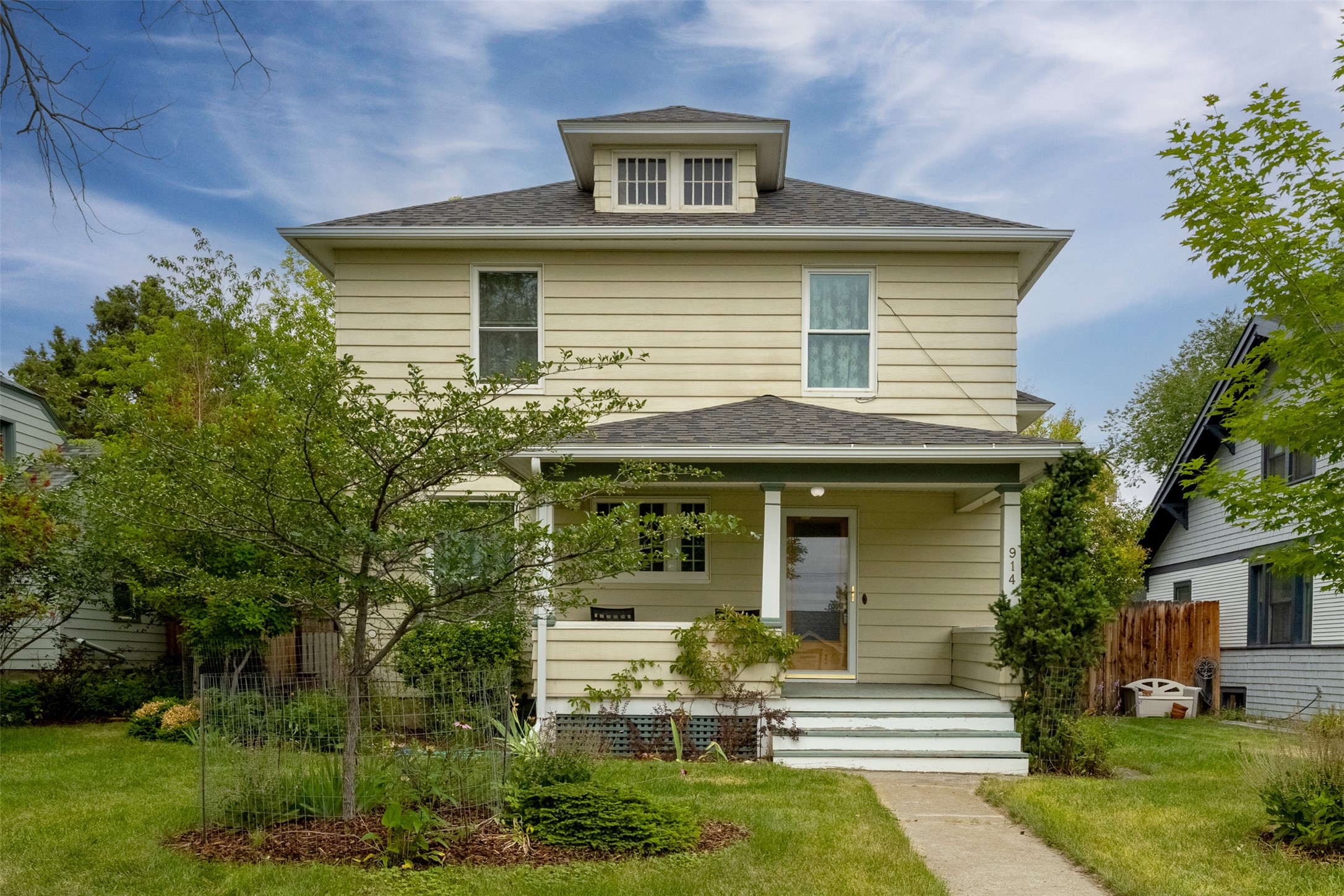 914 N Benton Avenue