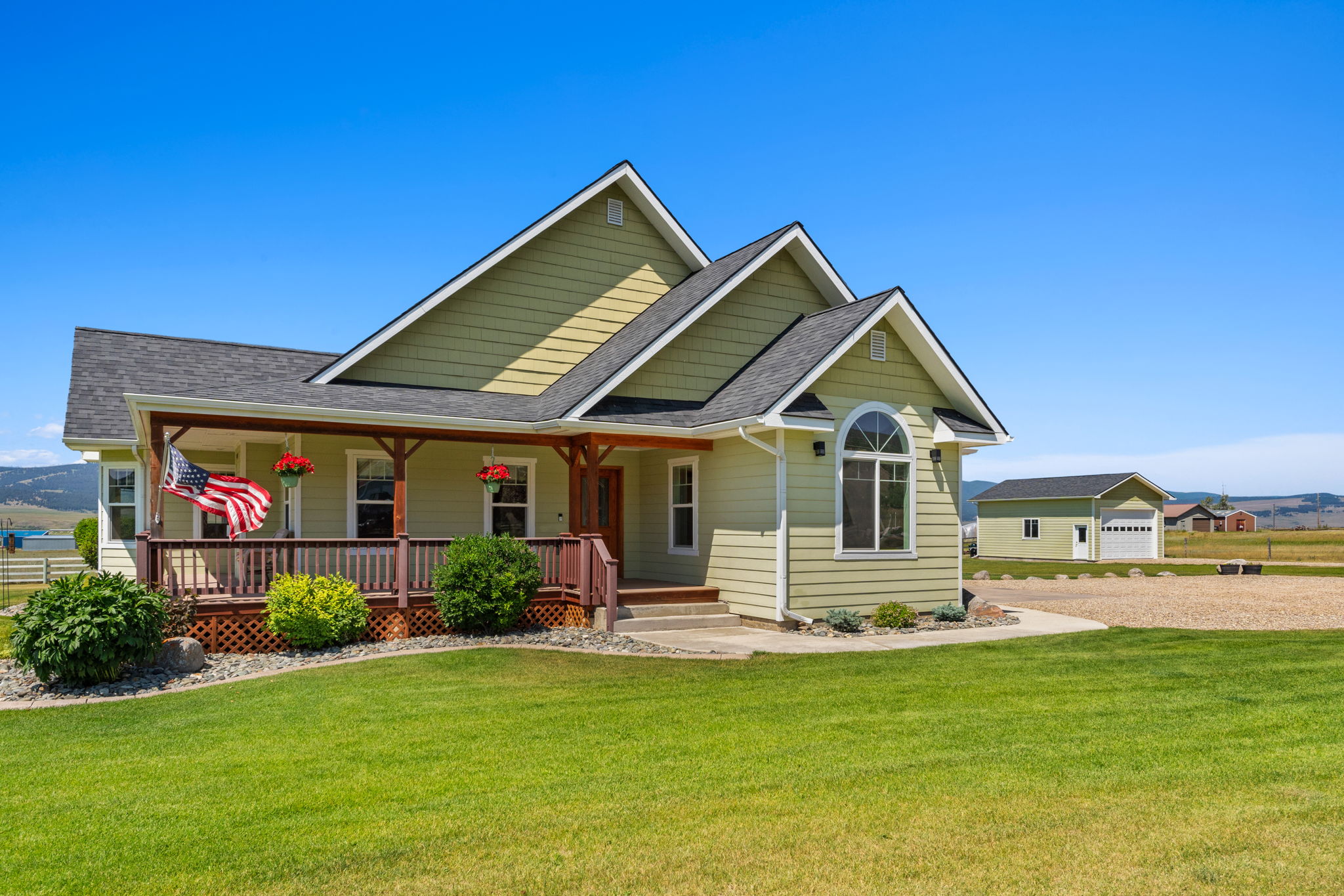 17 Berehaven Lane Property Photo 1