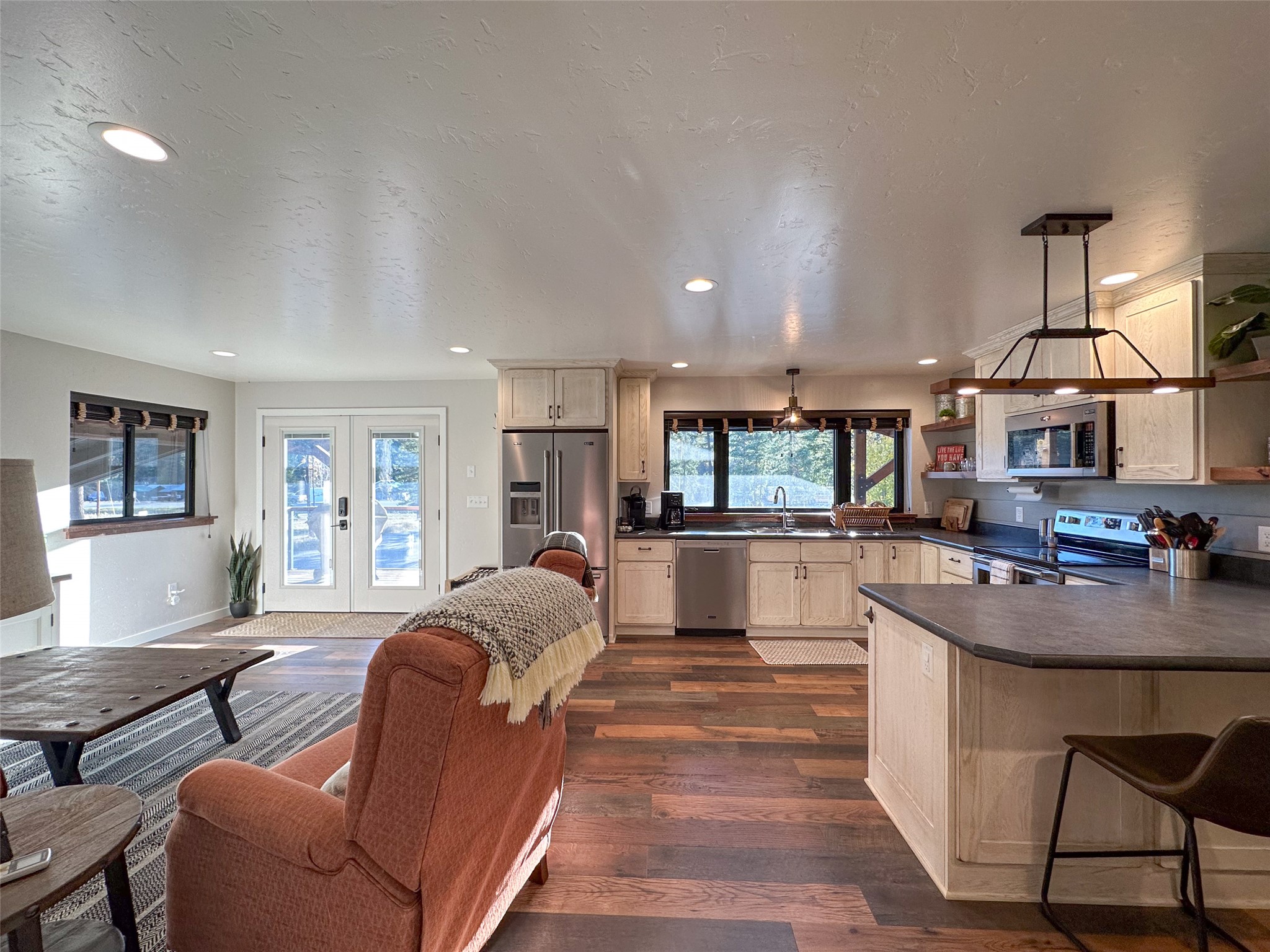 3 Bob's Way Property Photo 12