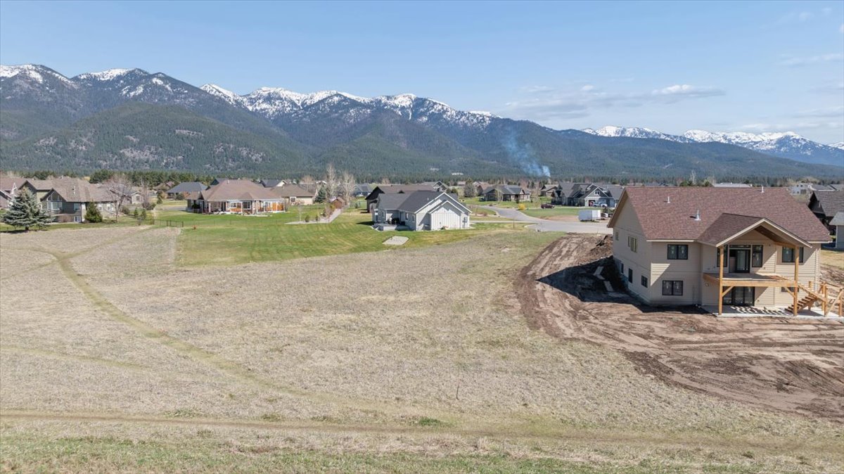 1330 Quail Ridge Drive Property Photo 4