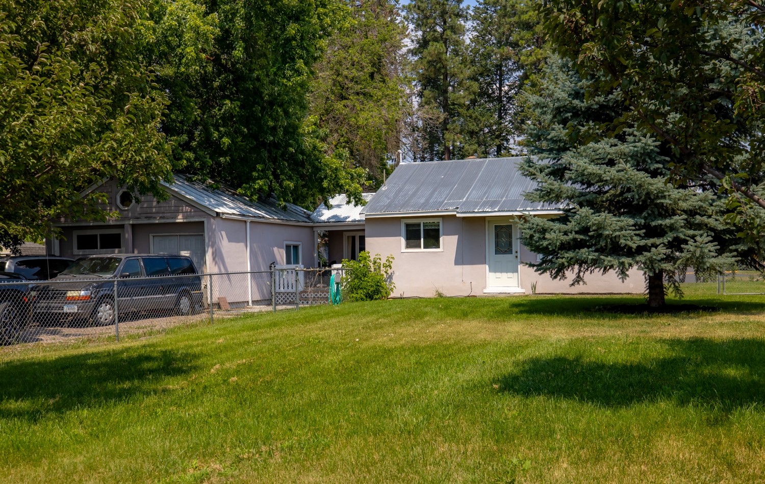 17 Meadowlark Drive Property Photo 1