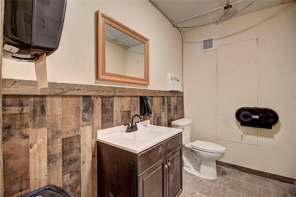 214 Main Street S D Property Photo 25
