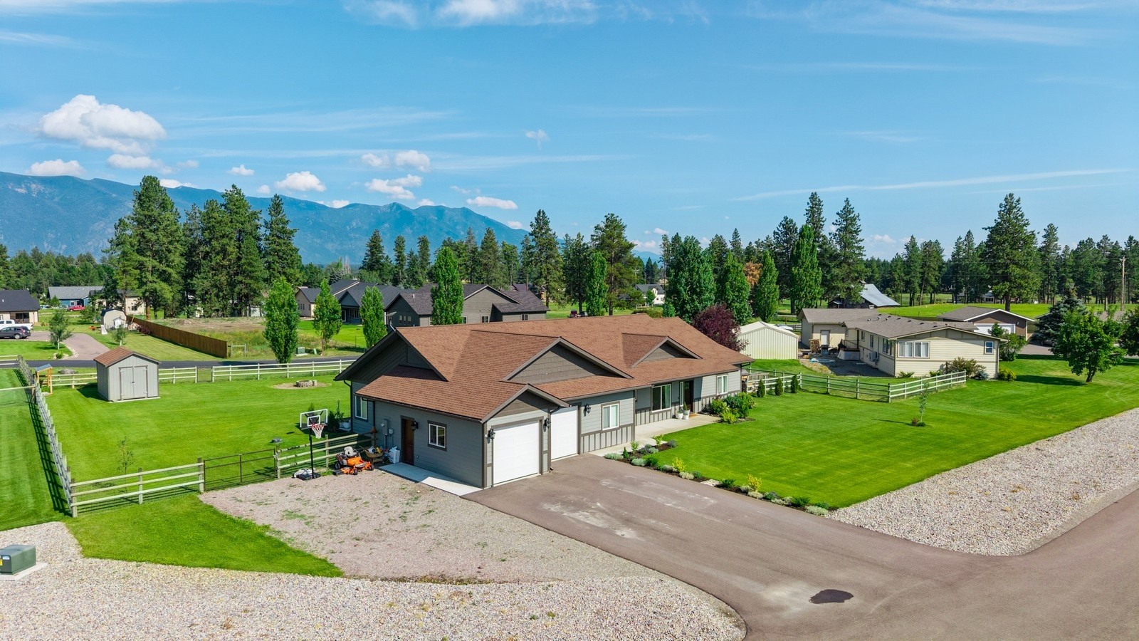 123 Country View Trail Property Photo 3