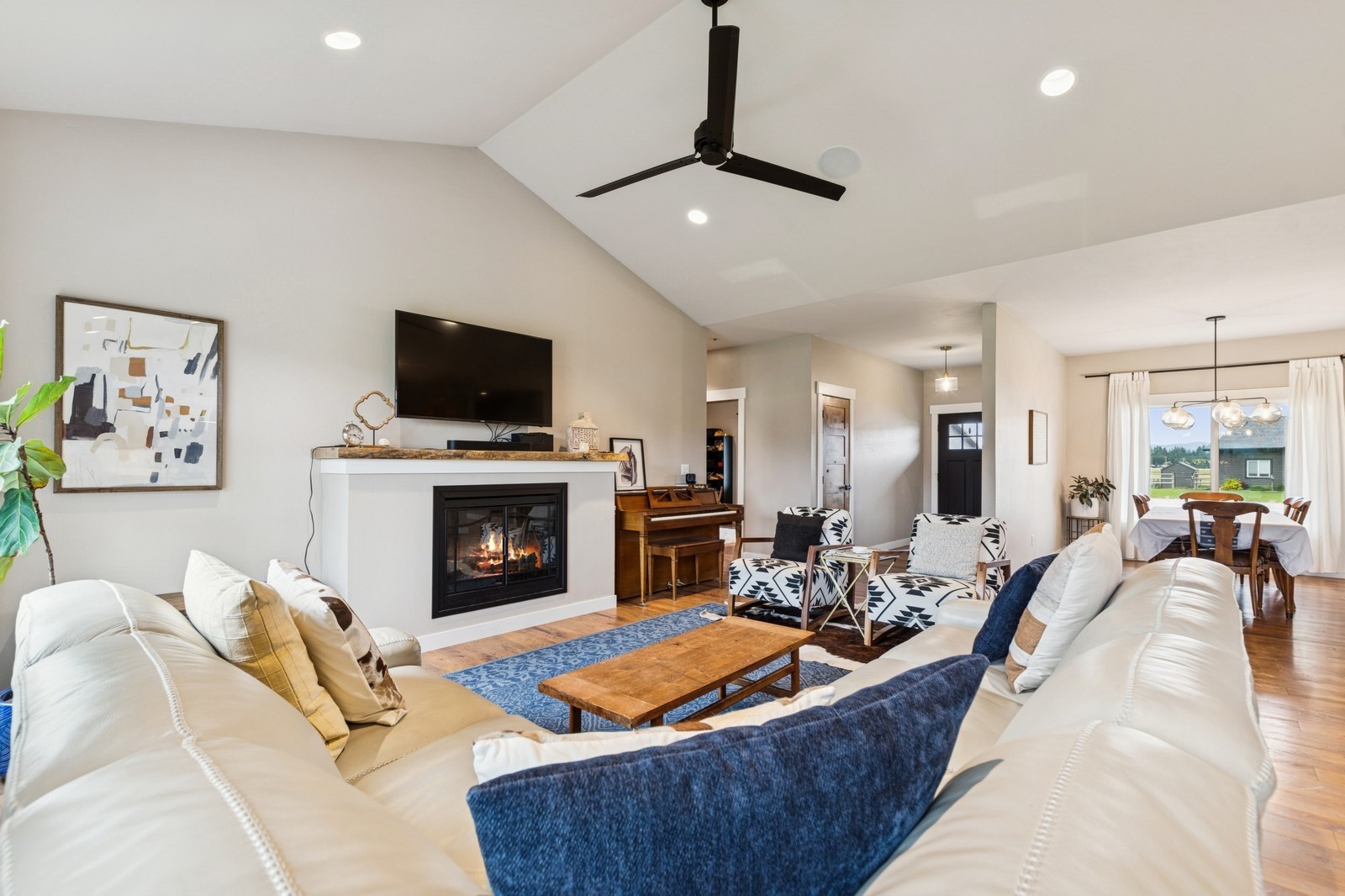 123 Country View Trail Property Photo 11