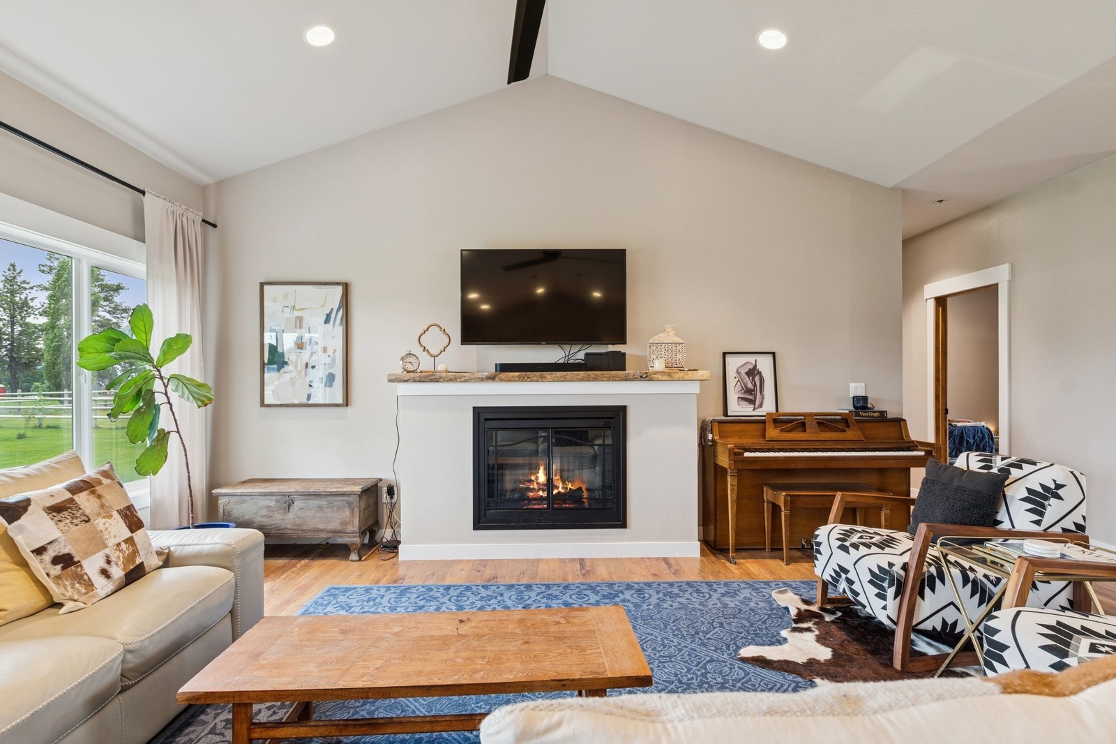 123 Country View Trail Property Photo 13