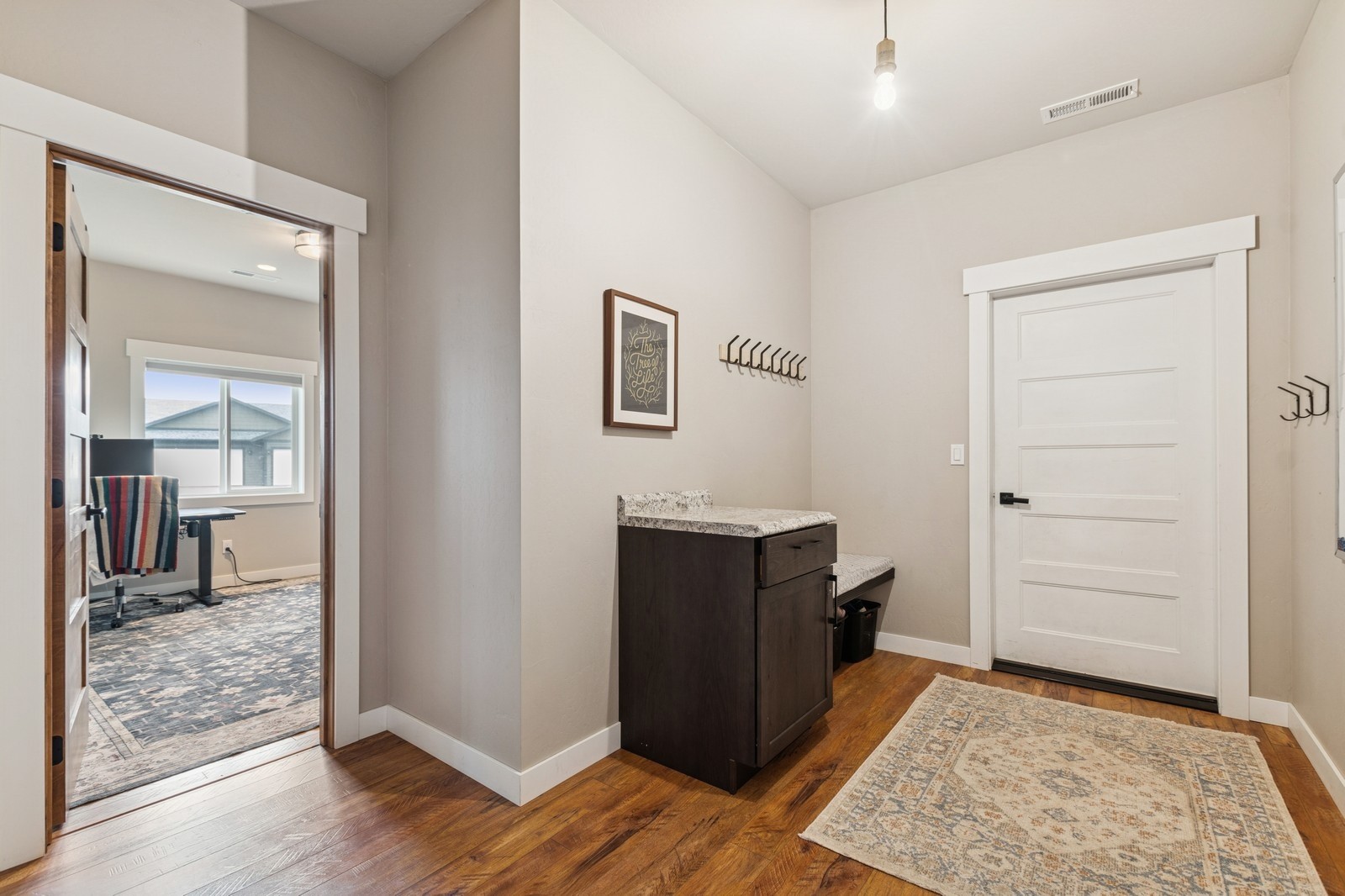 123 Country View Trail Property Photo 29