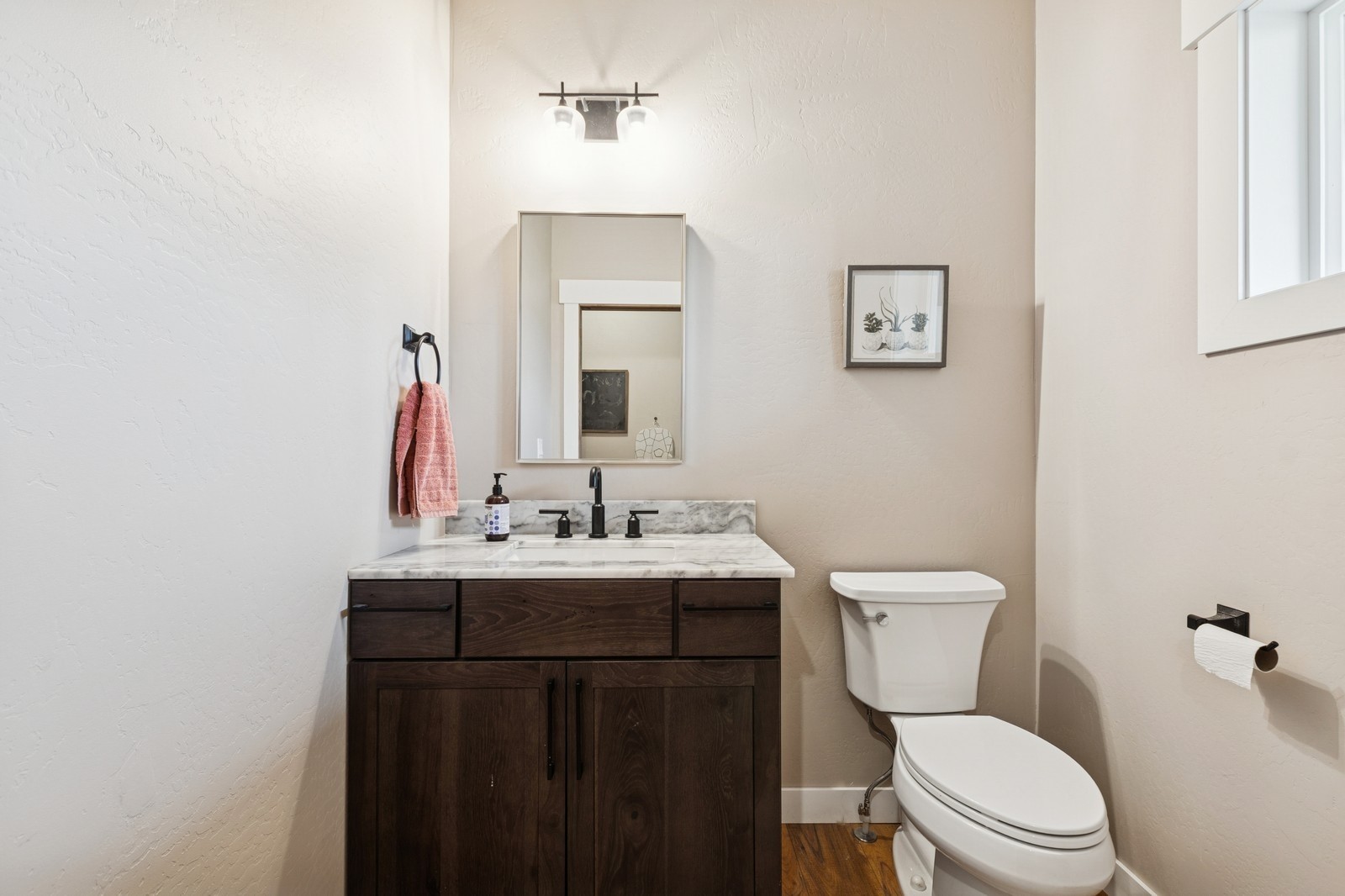 123 Country View Trail Property Photo 33