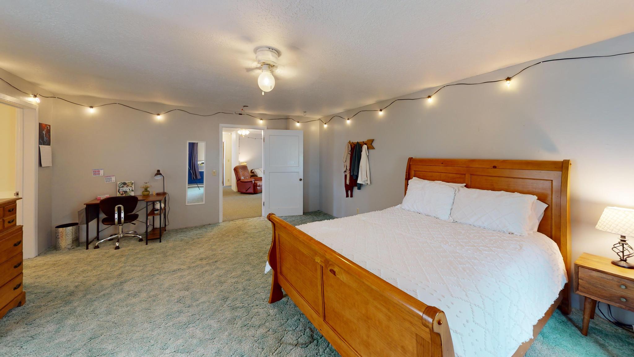 228 4th Avenue Se Property Photo 17