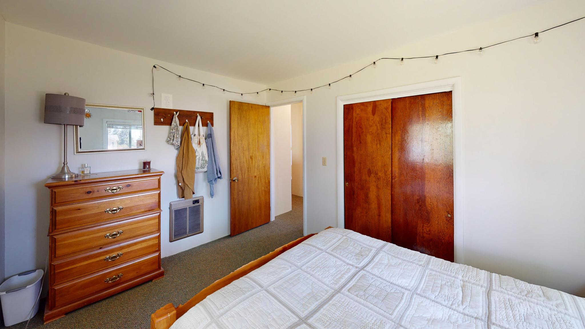 228 4th Avenue Se Property Photo 32