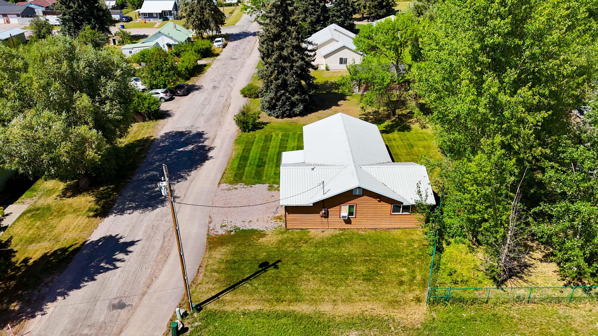 228 4th Avenue Se Property Photo 37