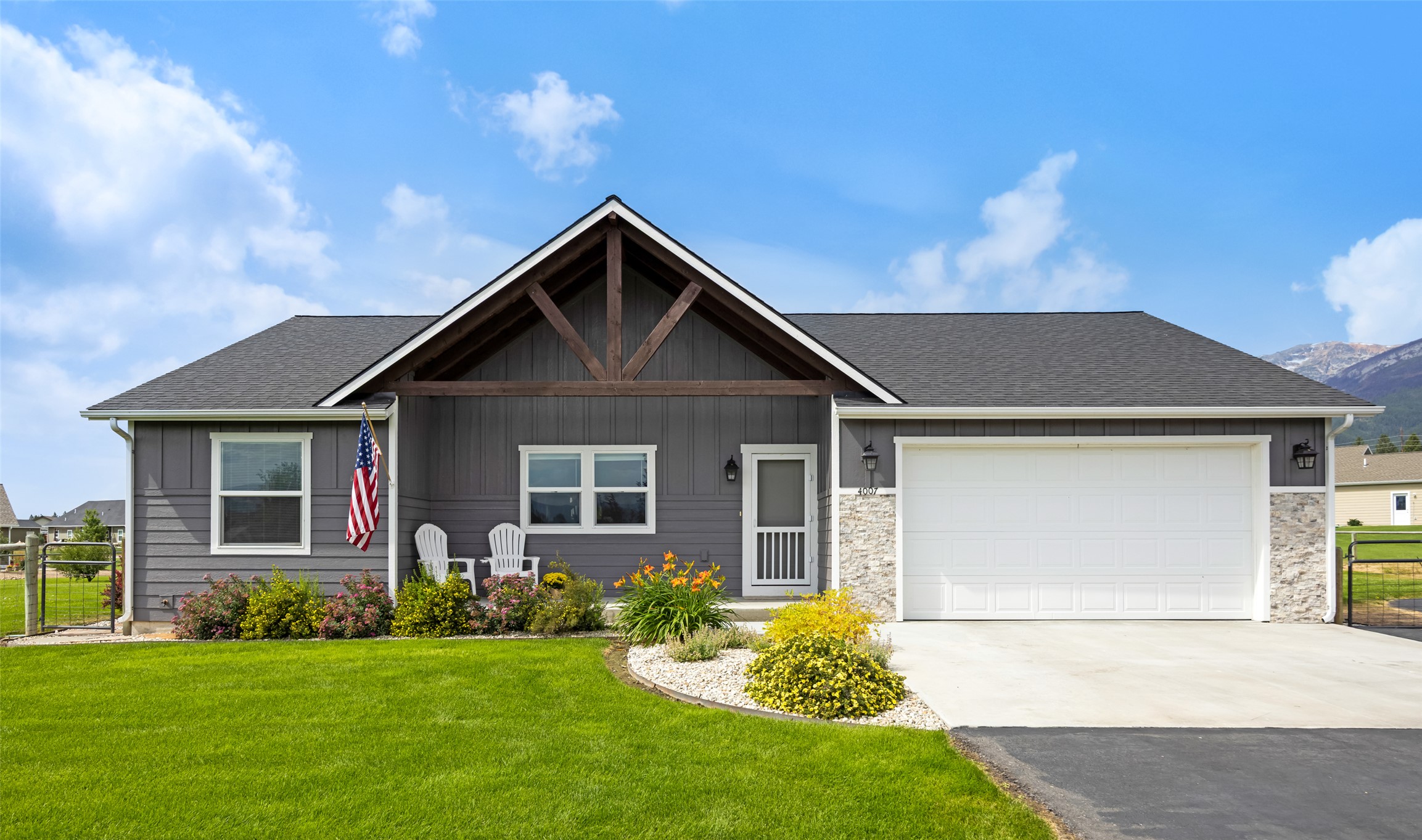 4007 Moonrise Court Property Photo 1