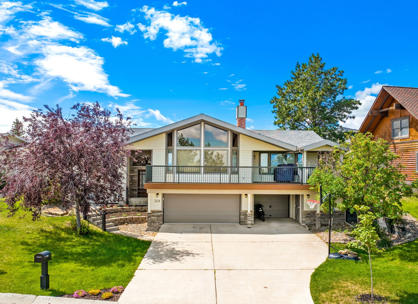 2714 Ivy Drive Property Photo