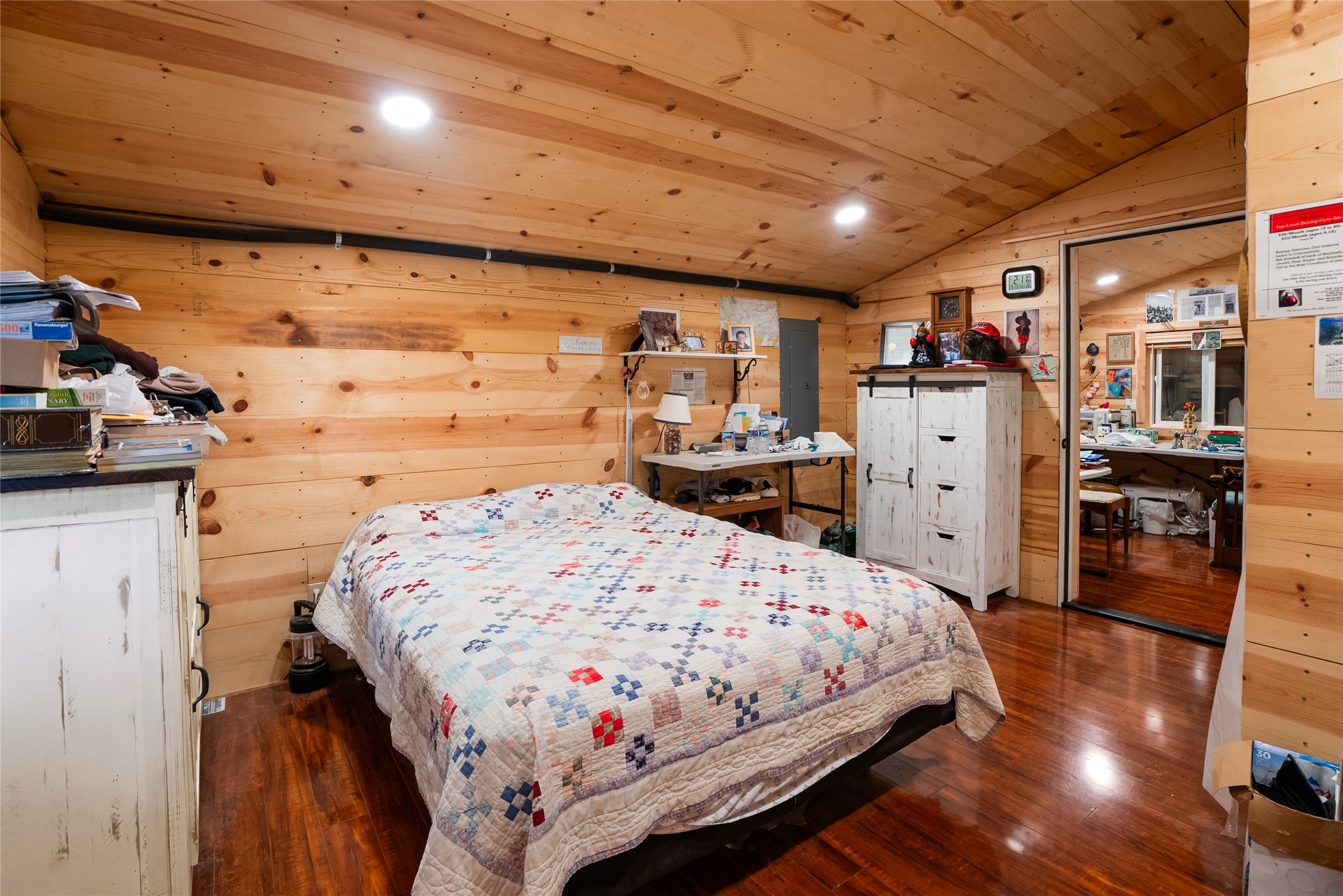 434 Kettlehorn Drive N Property Photo 8