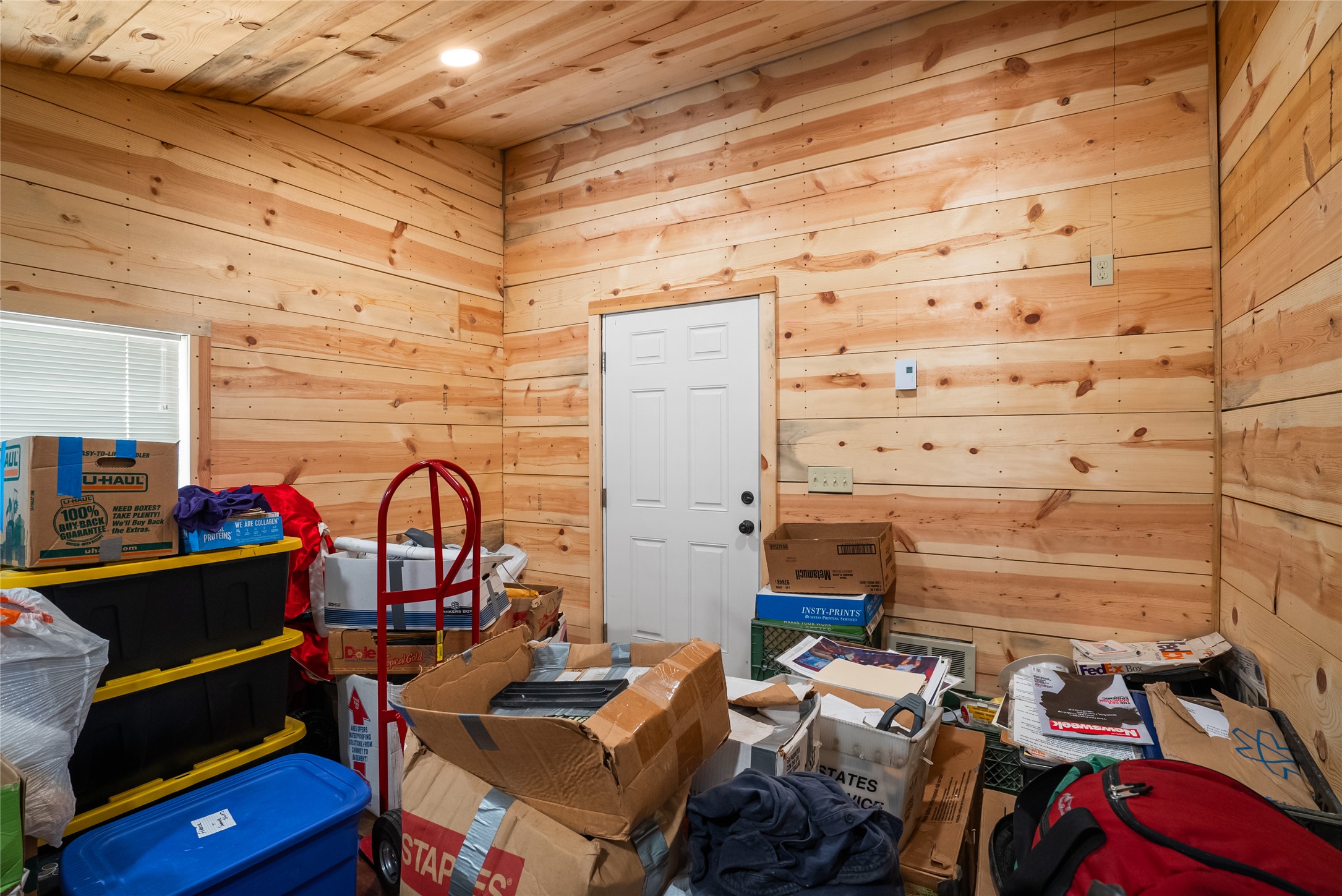 434 Kettlehorn Drive N Property Photo 20