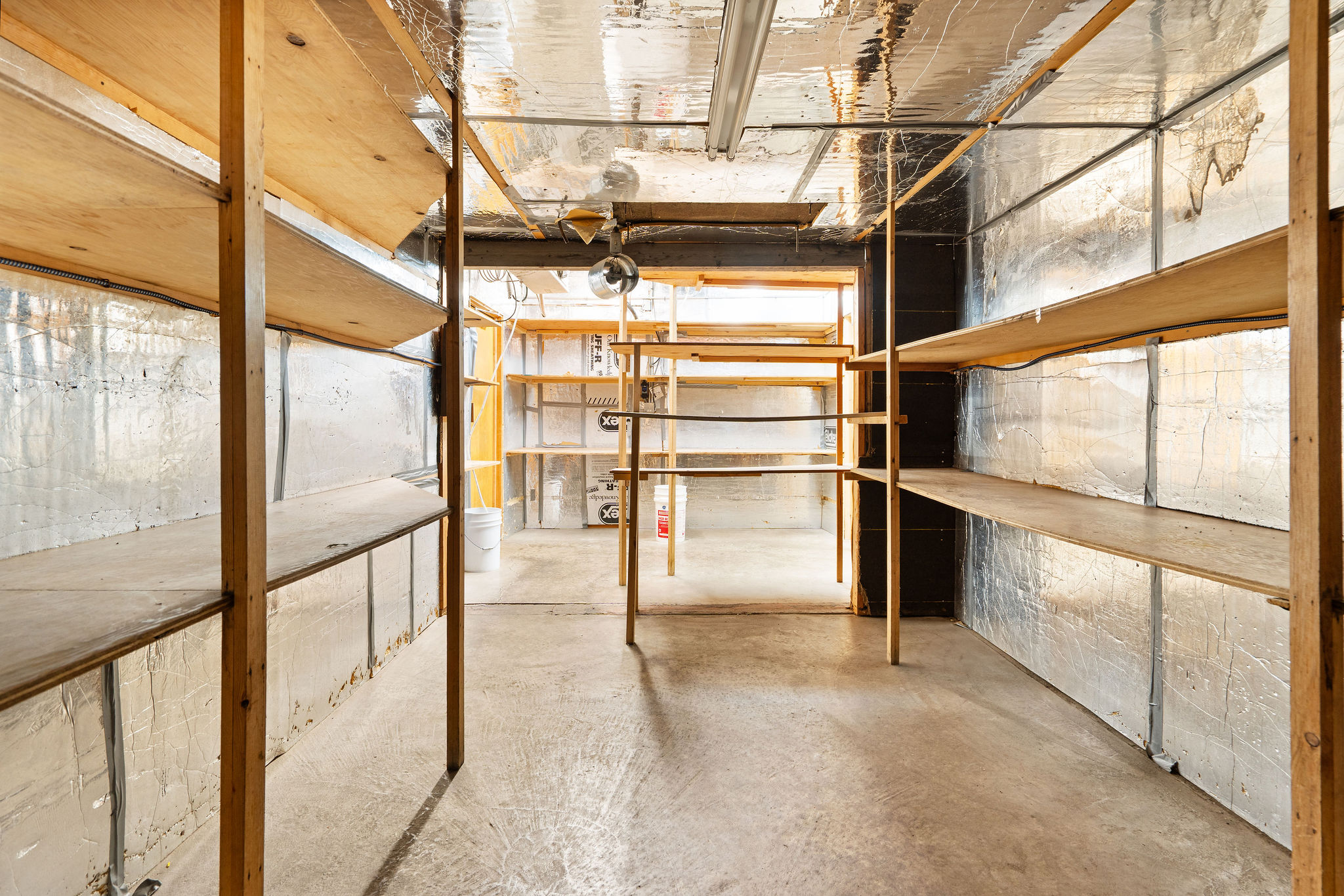 647 6th Avenue E Property Photo 21