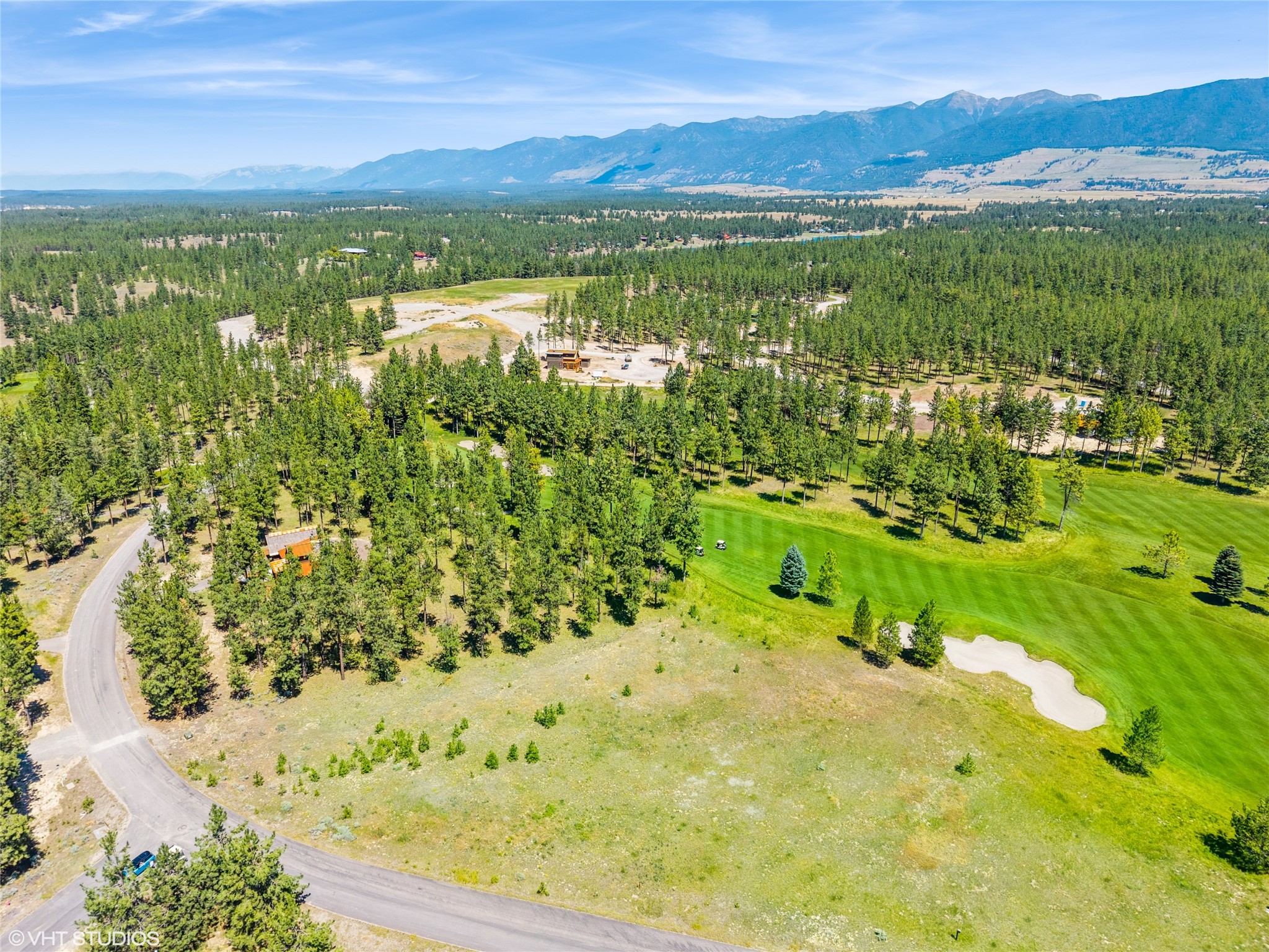 302 Glacier Peaks Road Property Photo 2