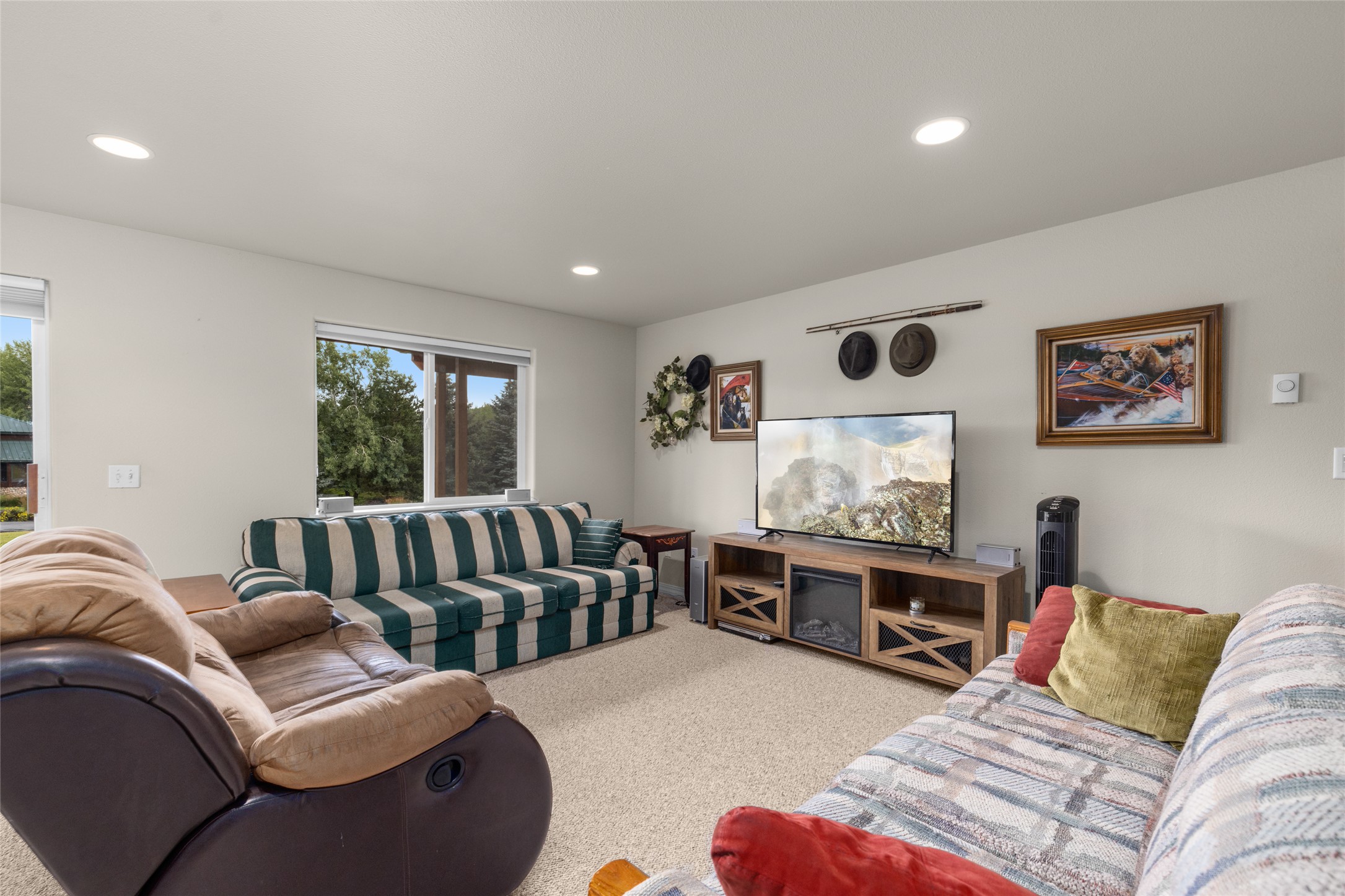 106 Rainbow Drive Property Photo 32