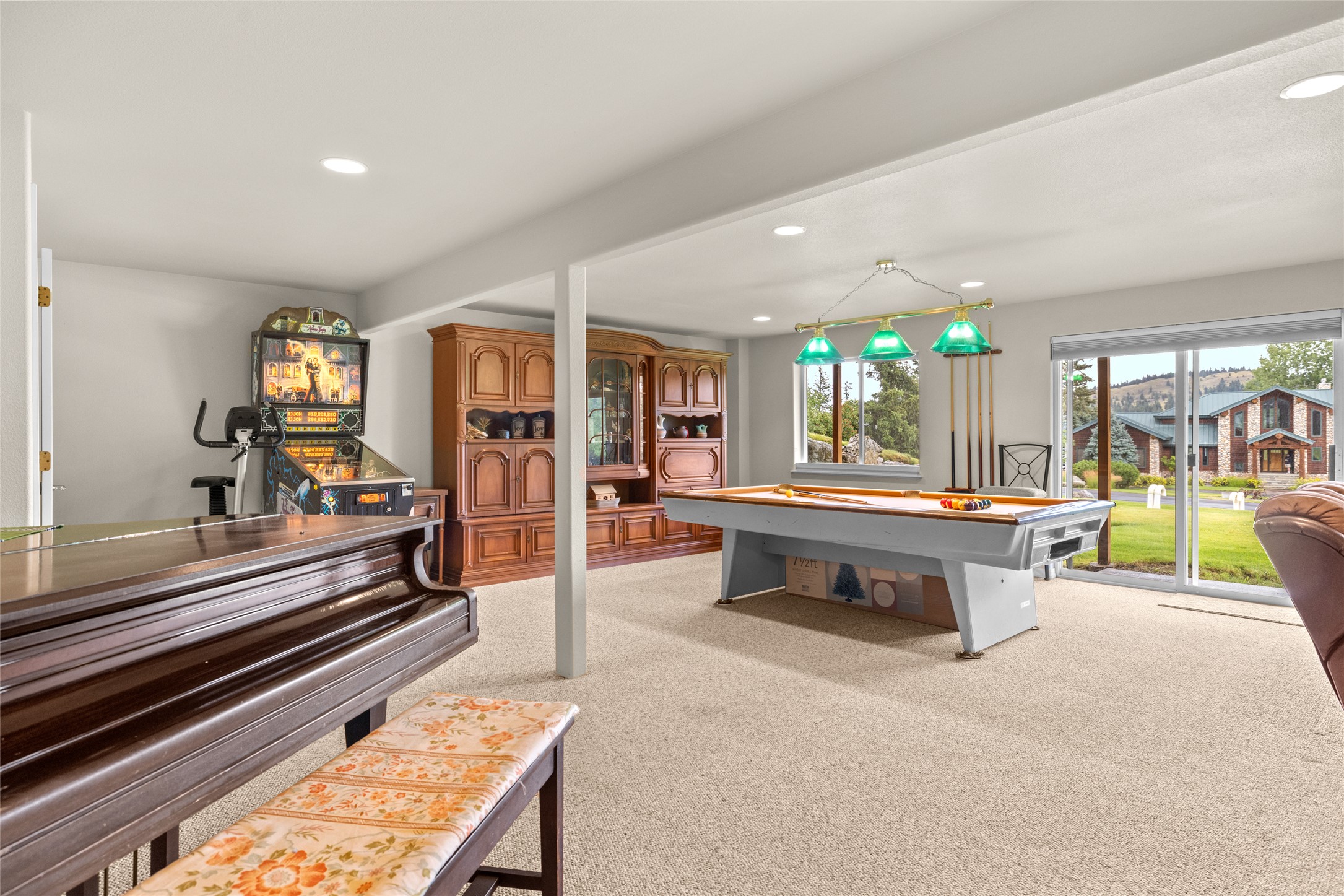 106 Rainbow Drive Property Photo 36