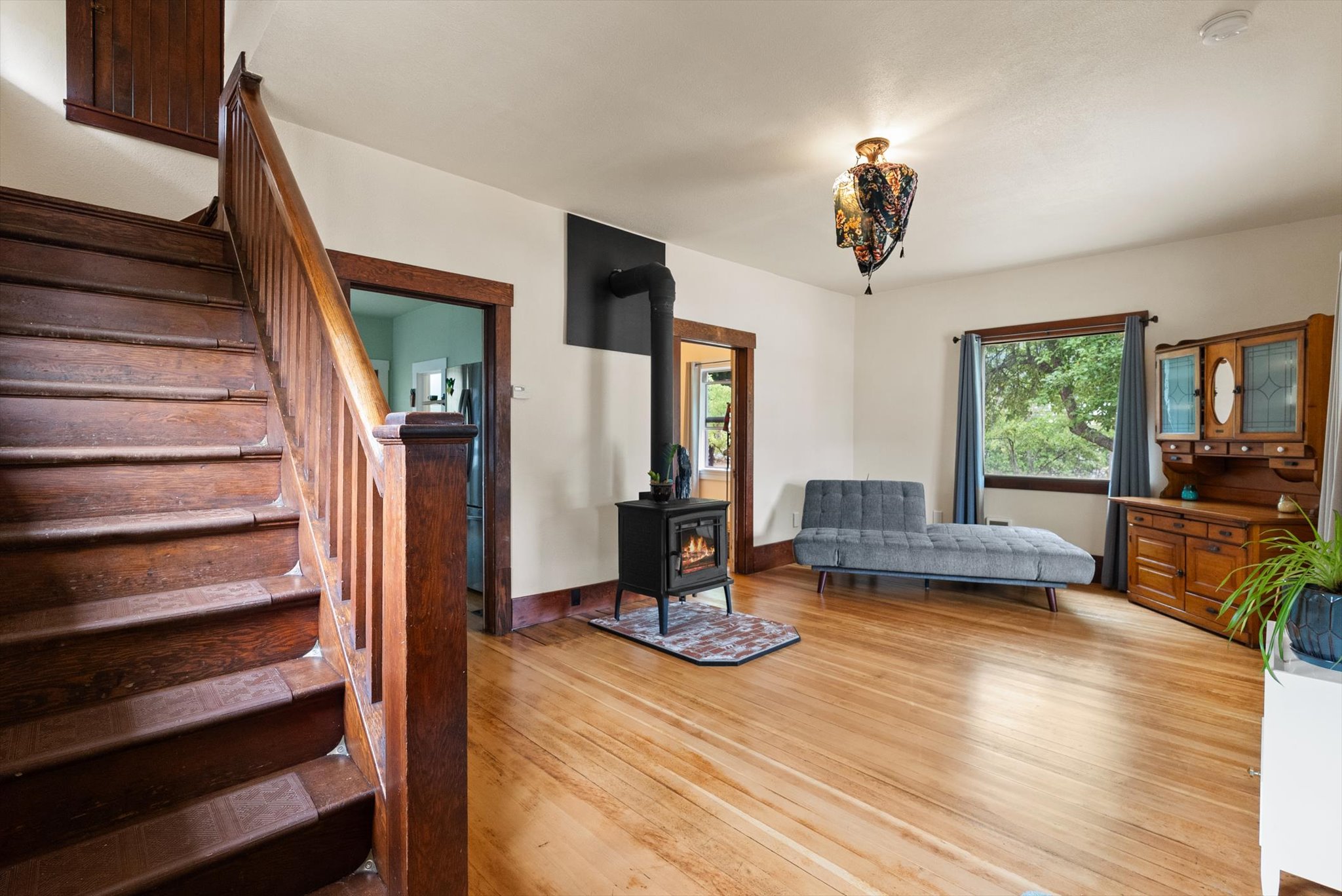 208 Cedar Street Property Photo 1