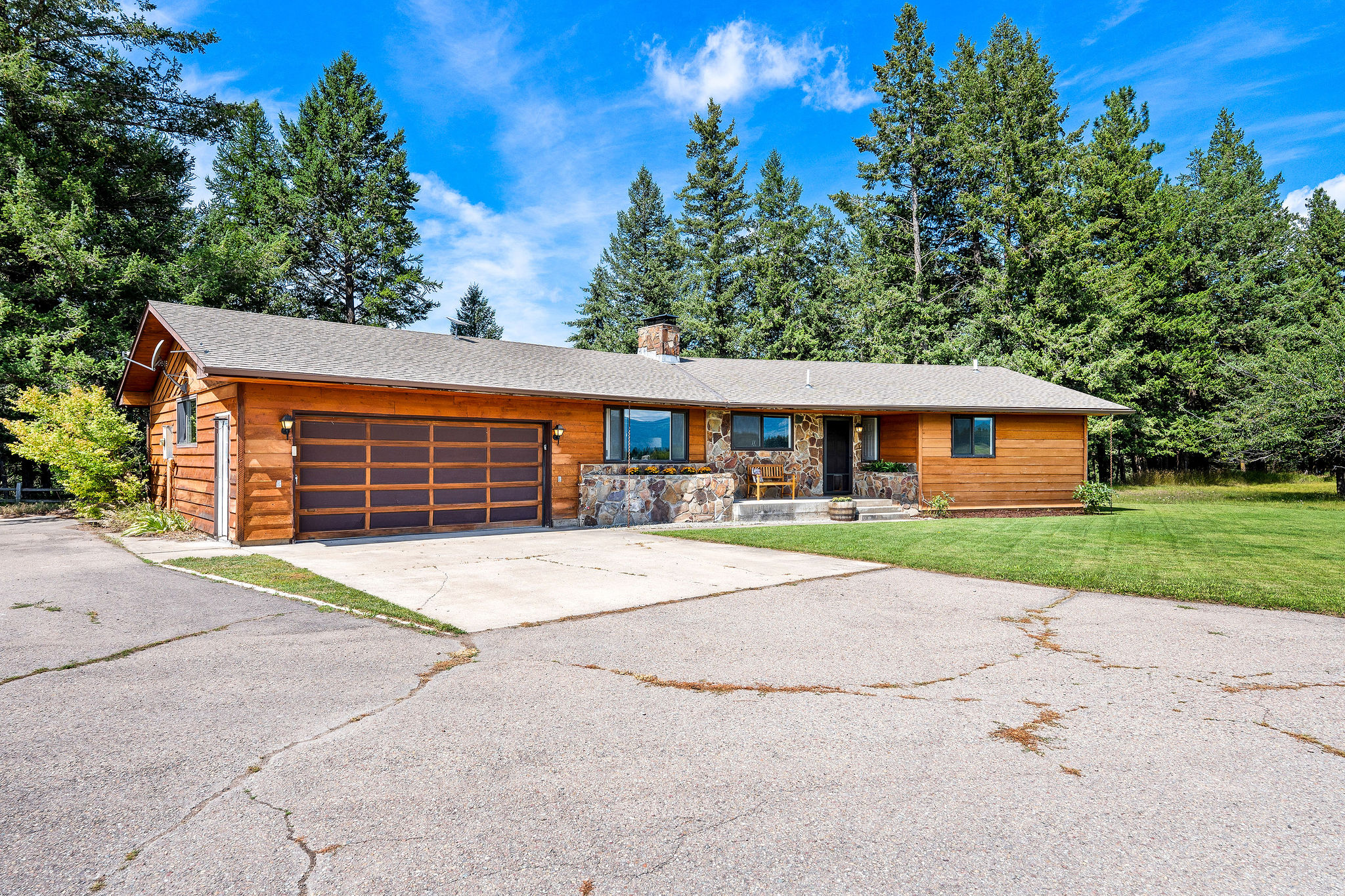 185 Kokanee Bend Drive Property Photo 1
