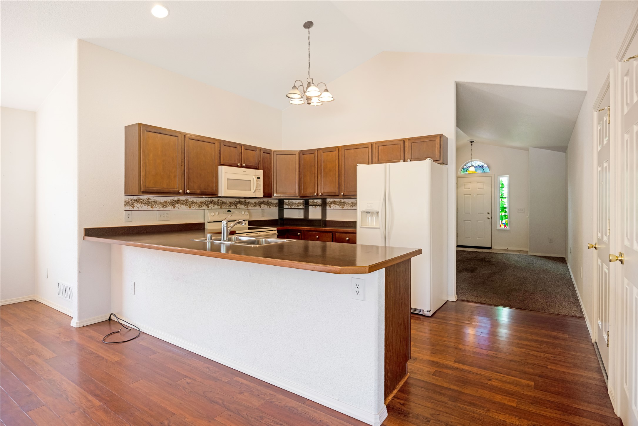 3846 Lexington Avenue Property Photo 6